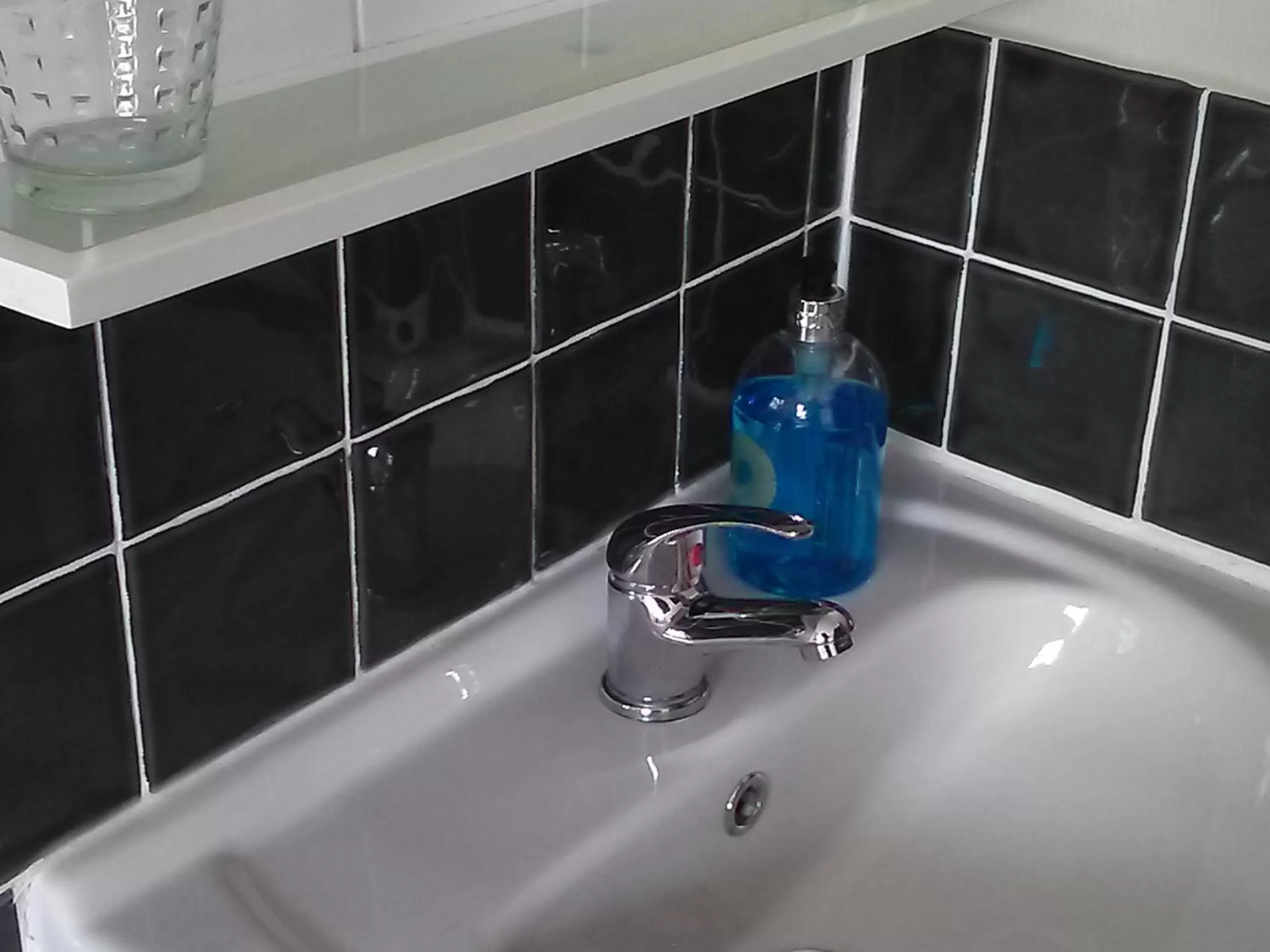 Bathroom in The Iverna