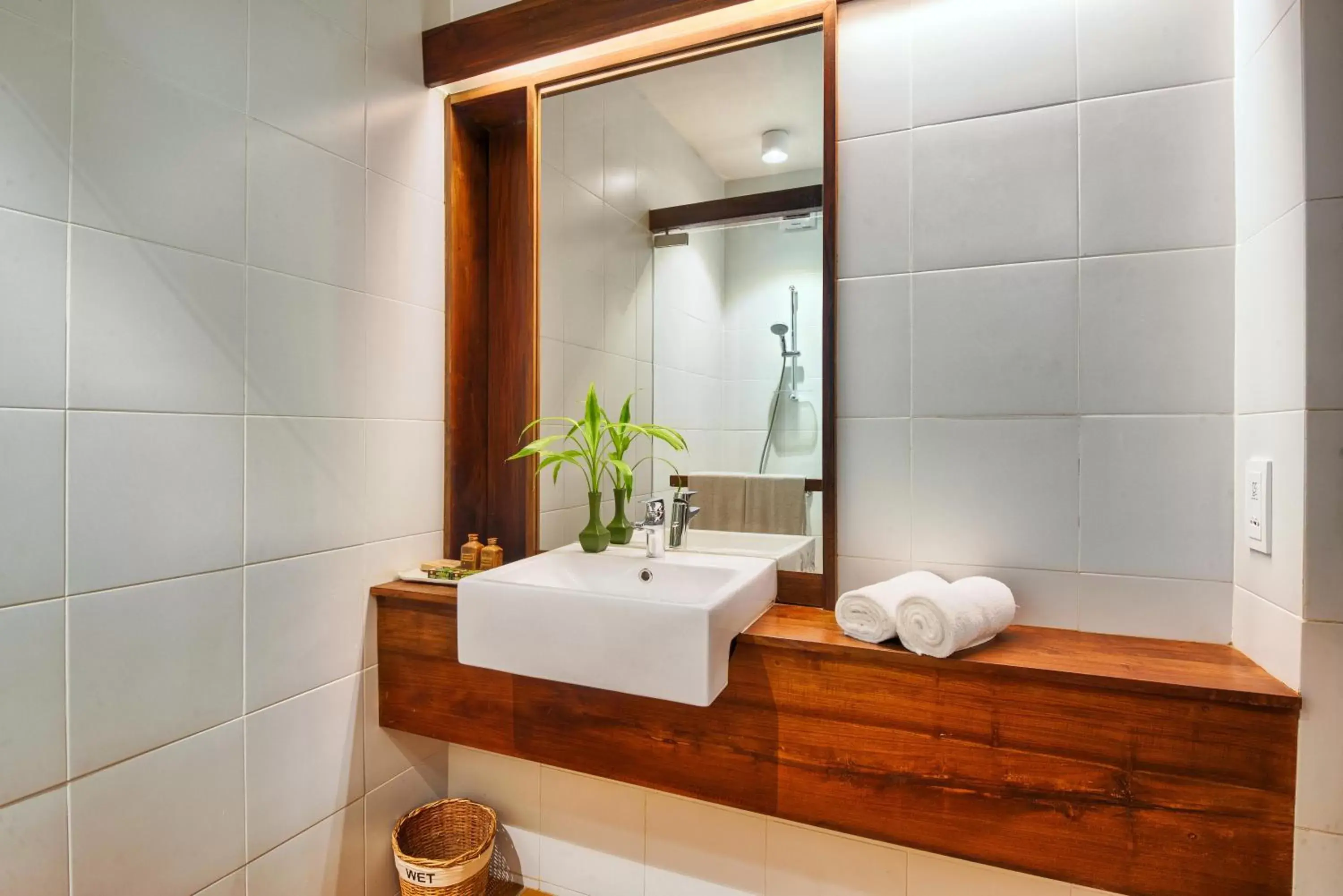 Shower, Bathroom in Jetwing Ayurveda Pavilions - Full Board & Treatments