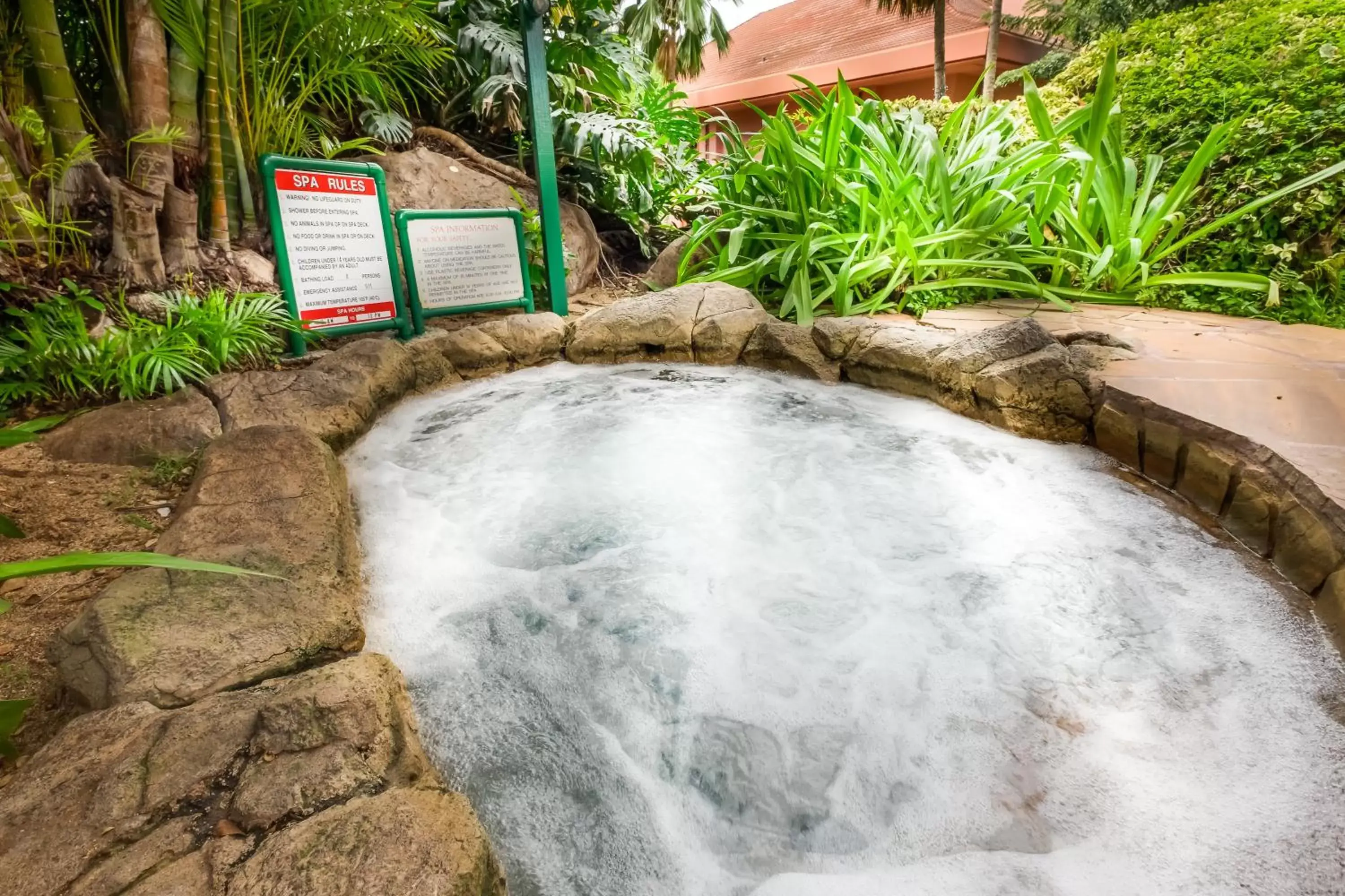 Hot Tub in Kahana Falls Resort