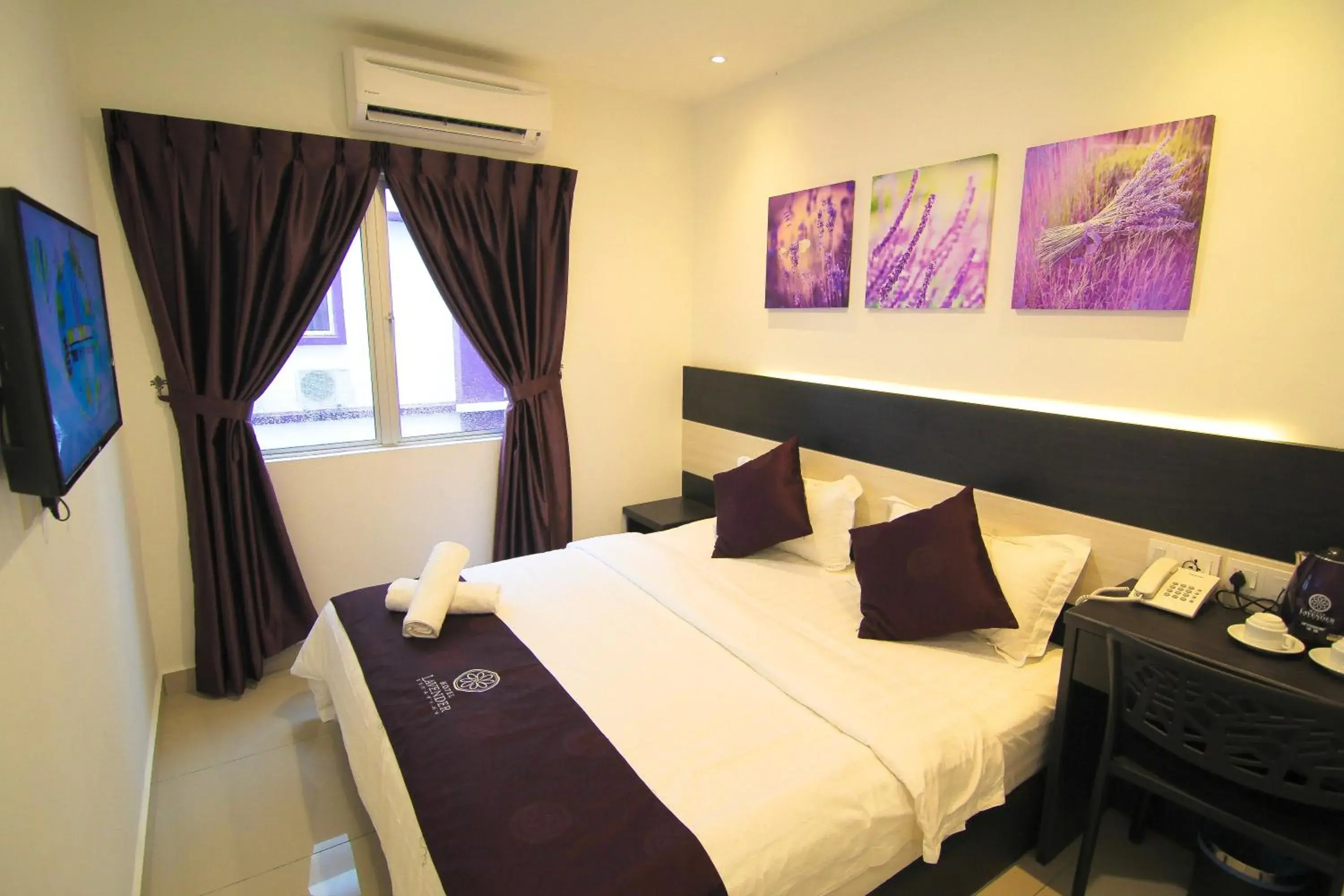 Photo of the whole room in Hotel Lavender Senawang