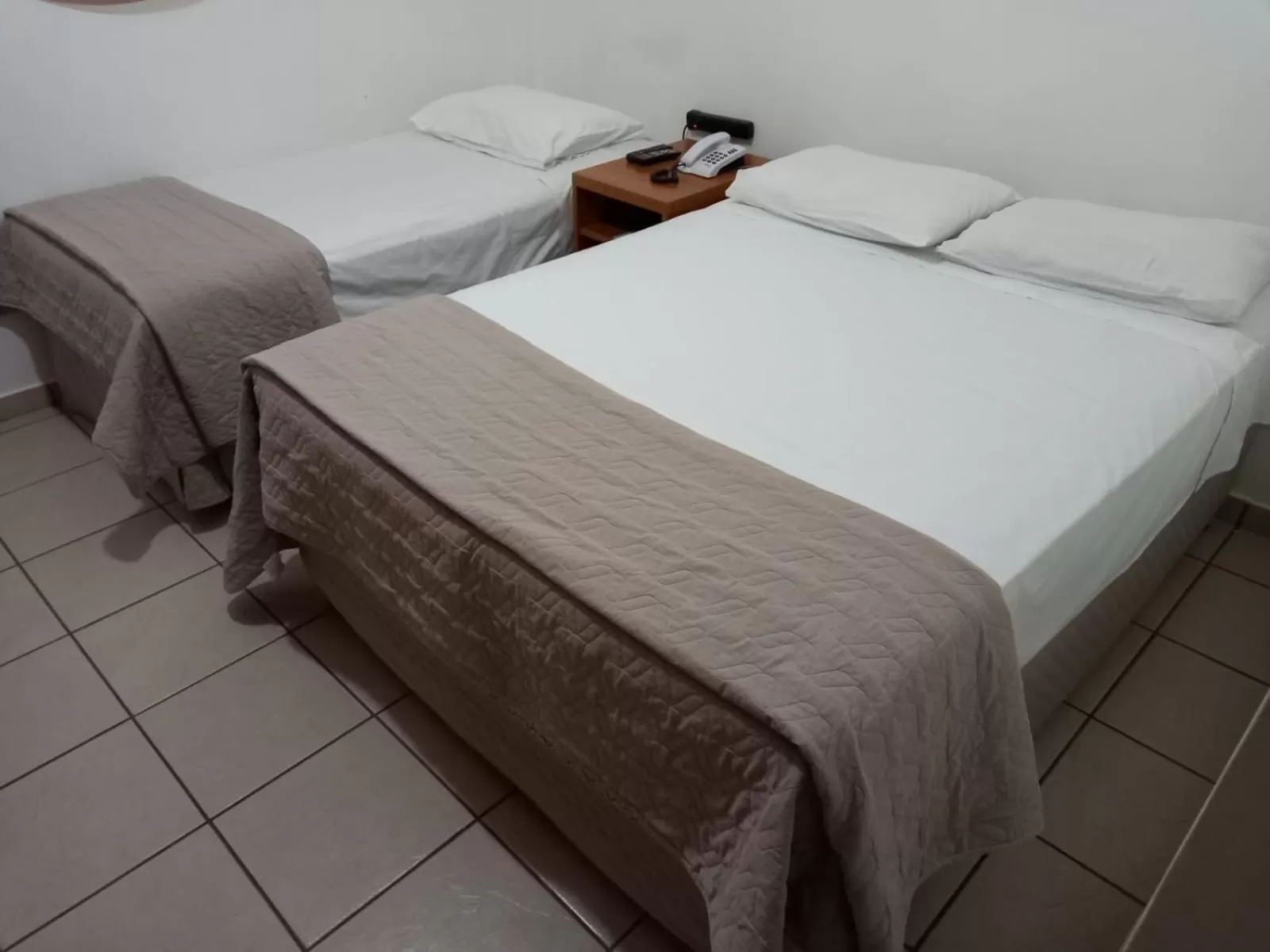 Bed in Hotel Flat Alameda