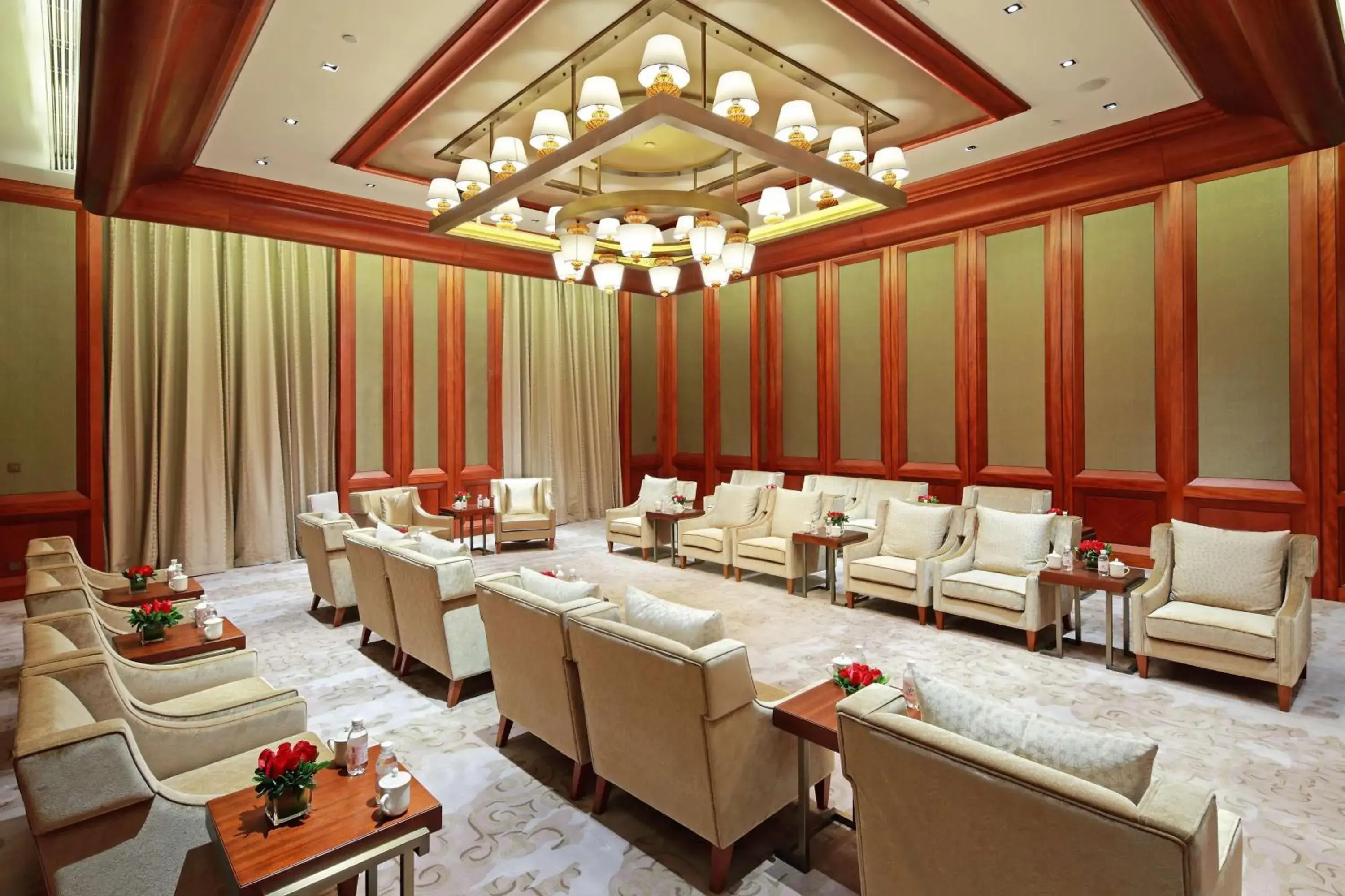 Meeting/conference room in Hilton Qingdao Golden Beach - Beer Halls