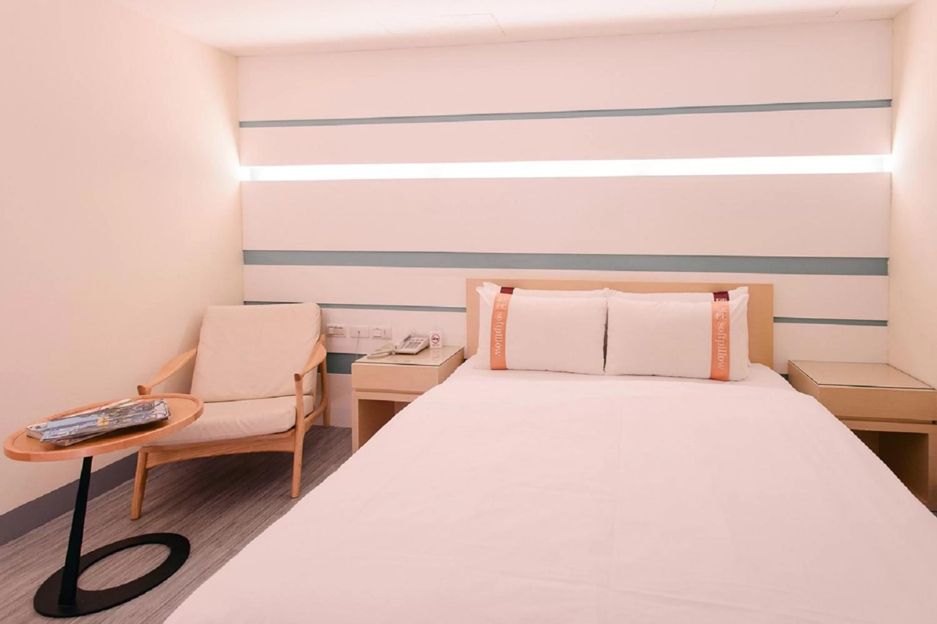 bunk bed, Bed in Kiwi Express Hotel - Kaohsiung Station