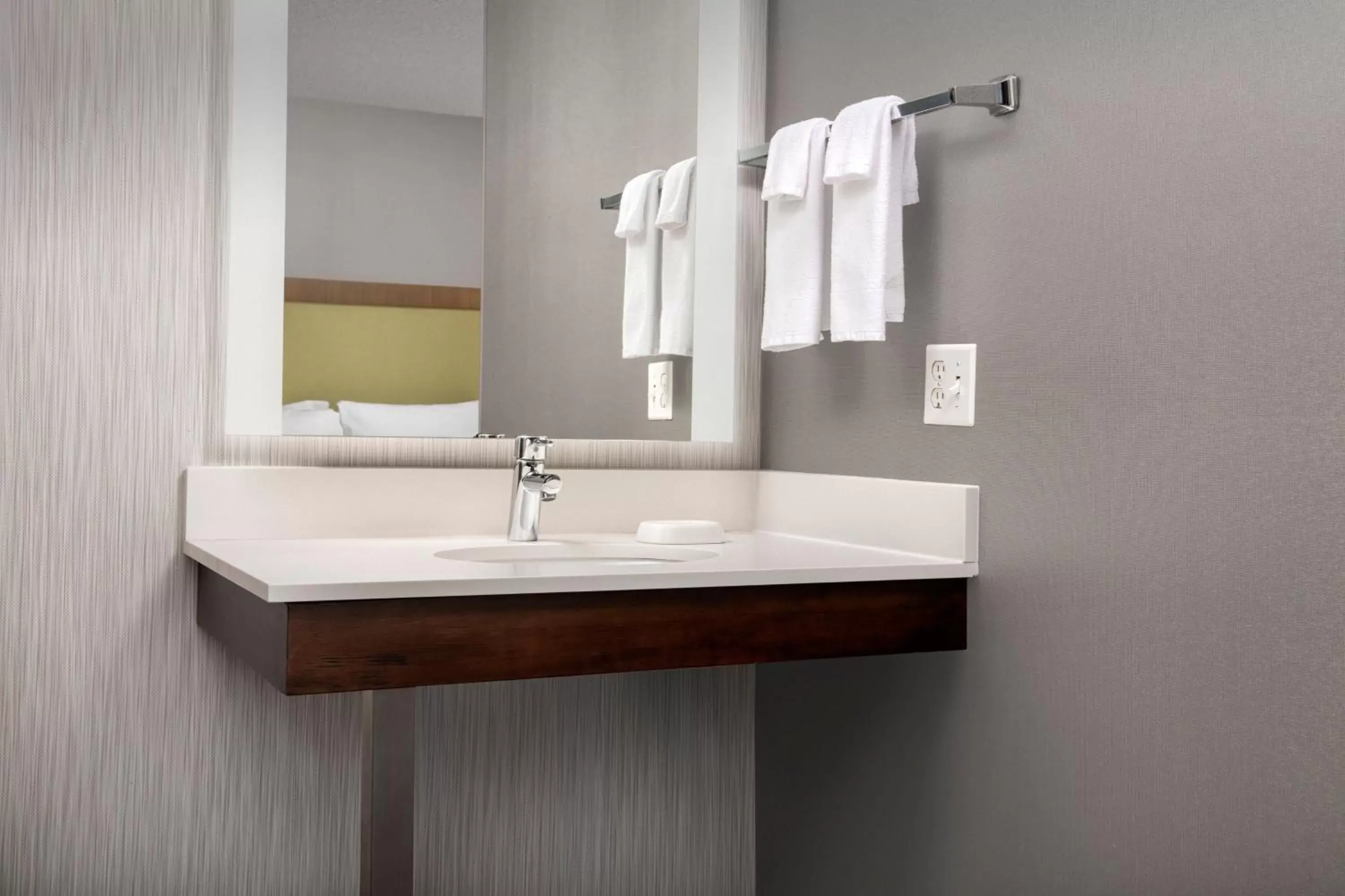 Bathroom in SpringHill Suites by Marriott Boise ParkCenter