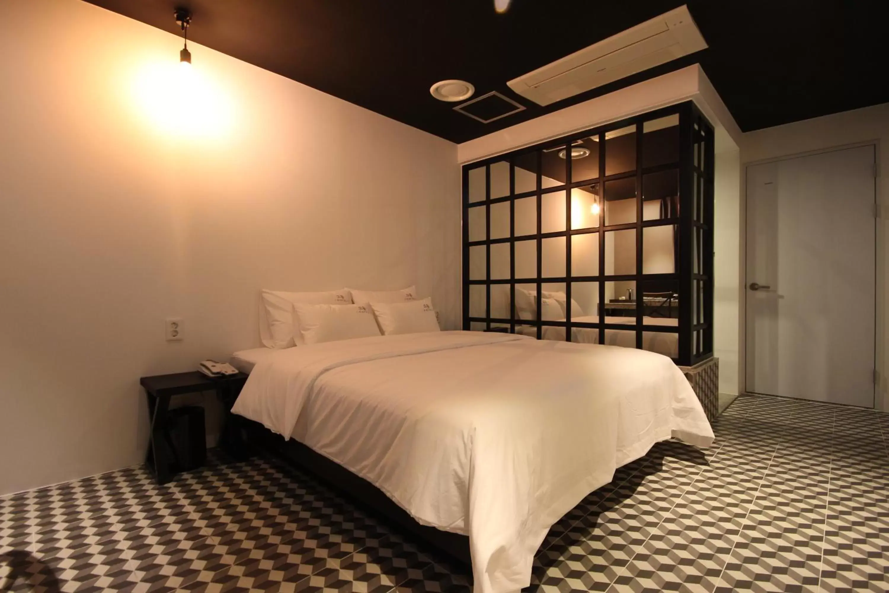 Bedroom, Bed in SOYU Hotel
