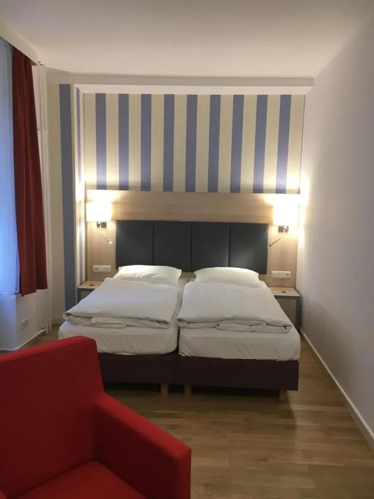 Photo of the whole room, Bed in Hotel Hansablick