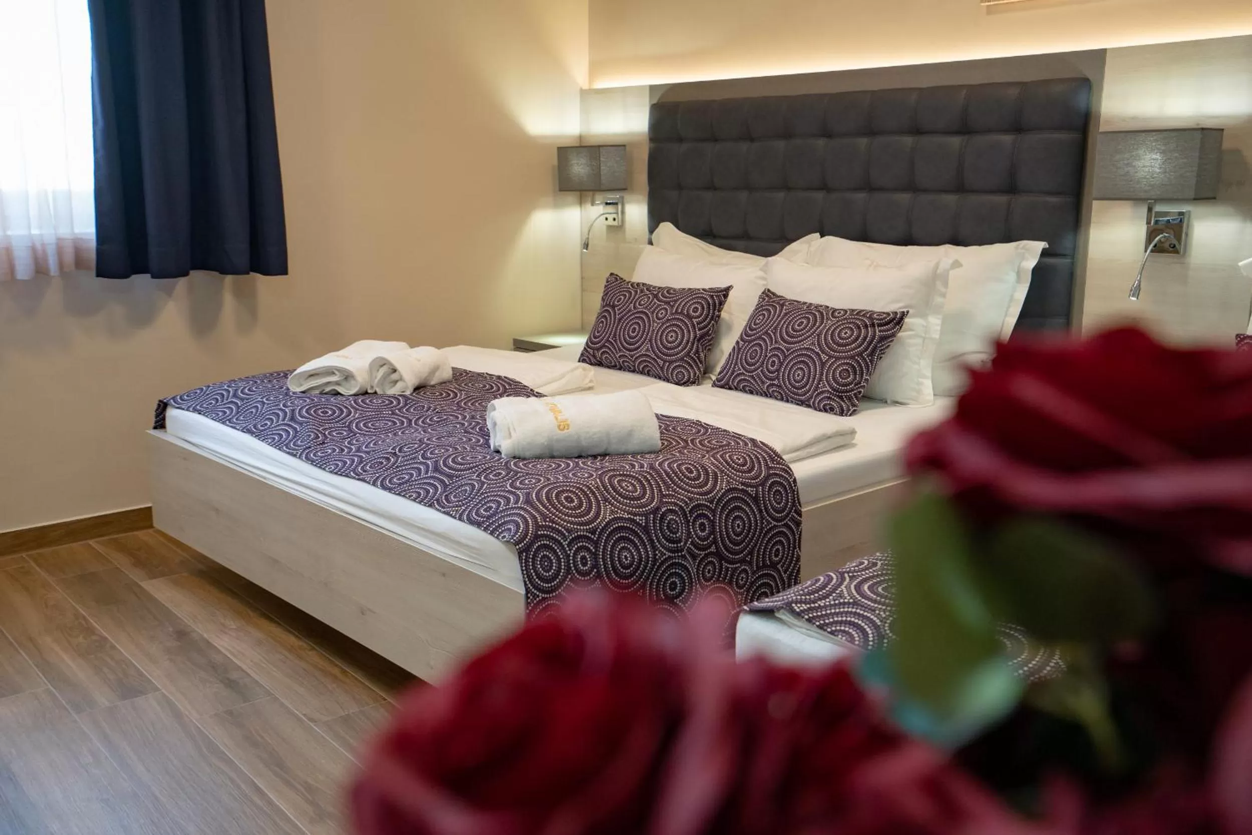 Photo of the whole room, Bed in Bed&Breakfast Novalis