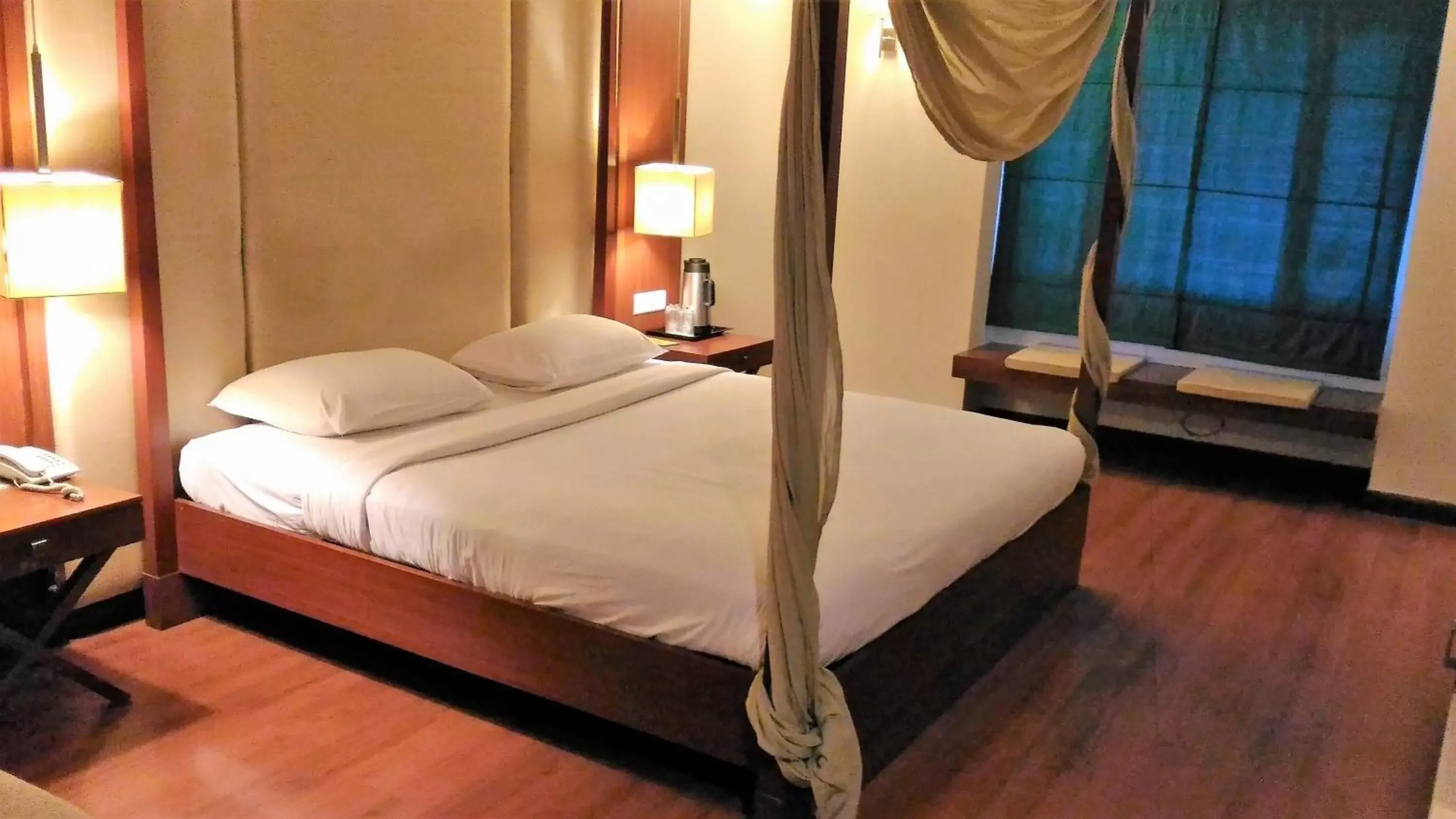 Other, Bed in Taj Tristar