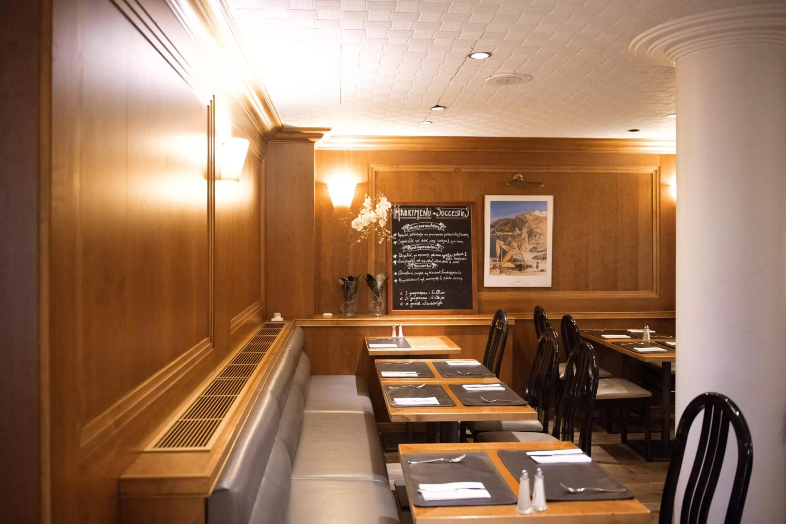 Restaurant/places to eat in Castelnou Aparthotel