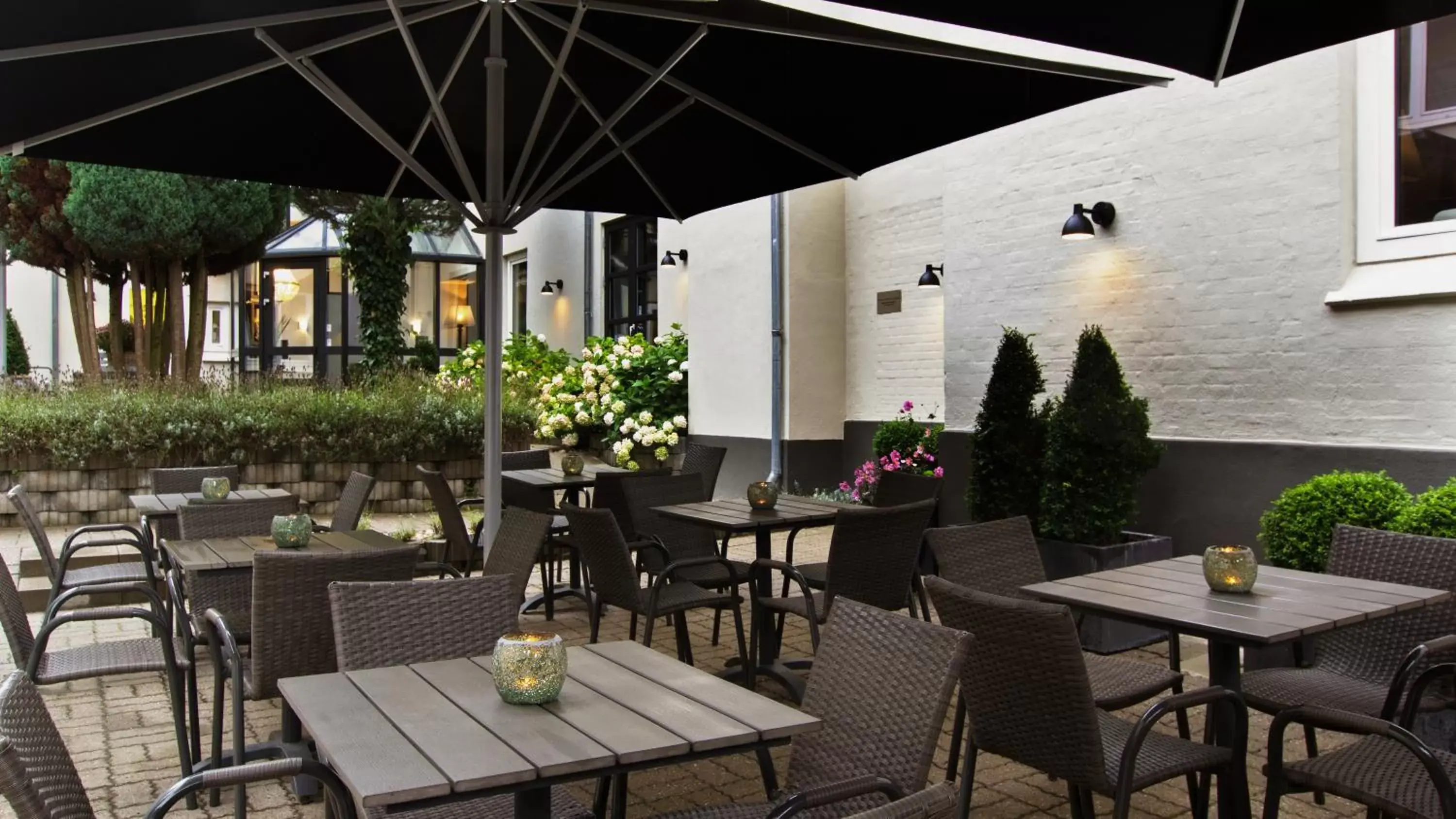 Garden, Restaurant/Places to Eat in Best Western Plus Hotel Kronjylland