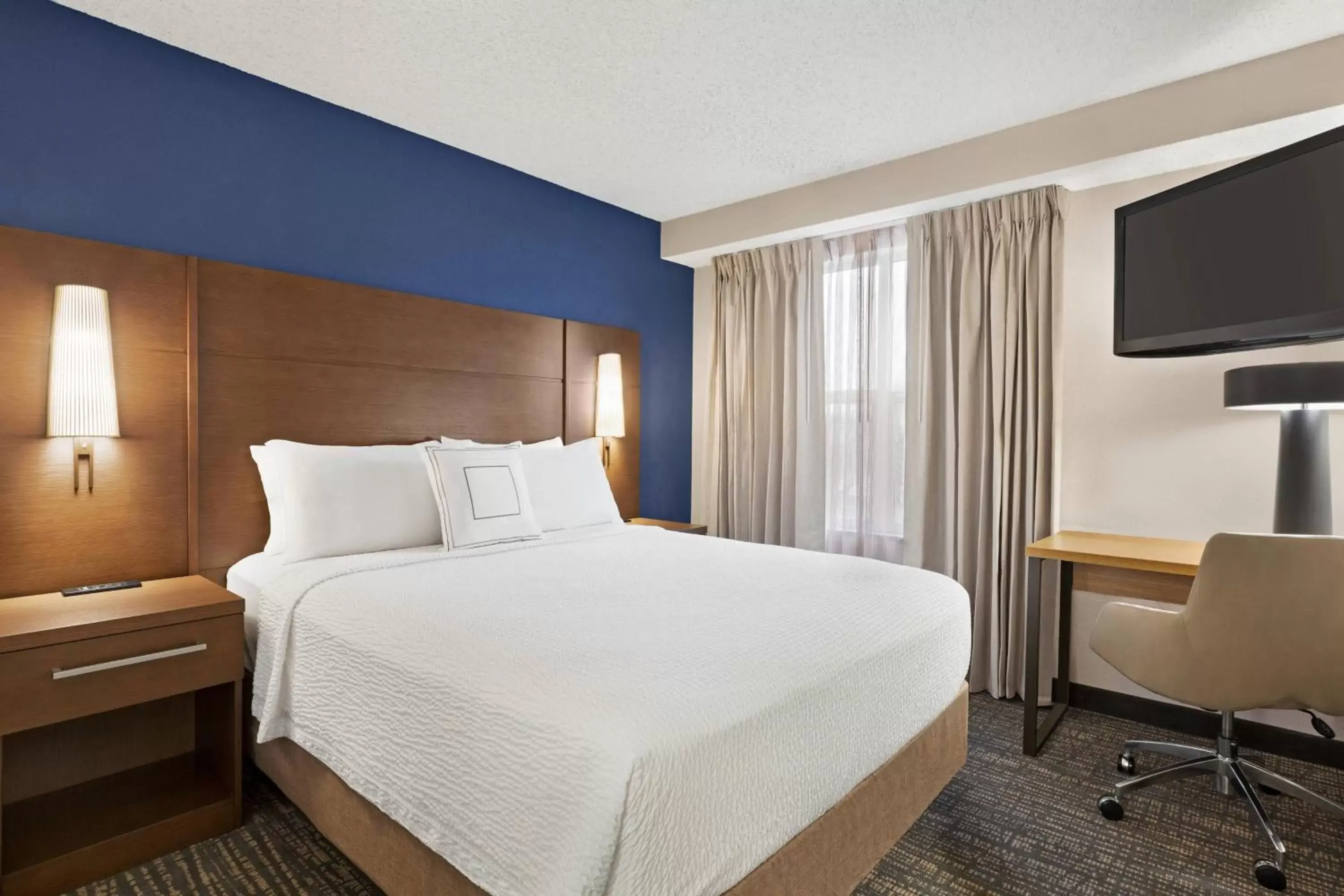 Bedroom, Bed in Residence Inn Salem