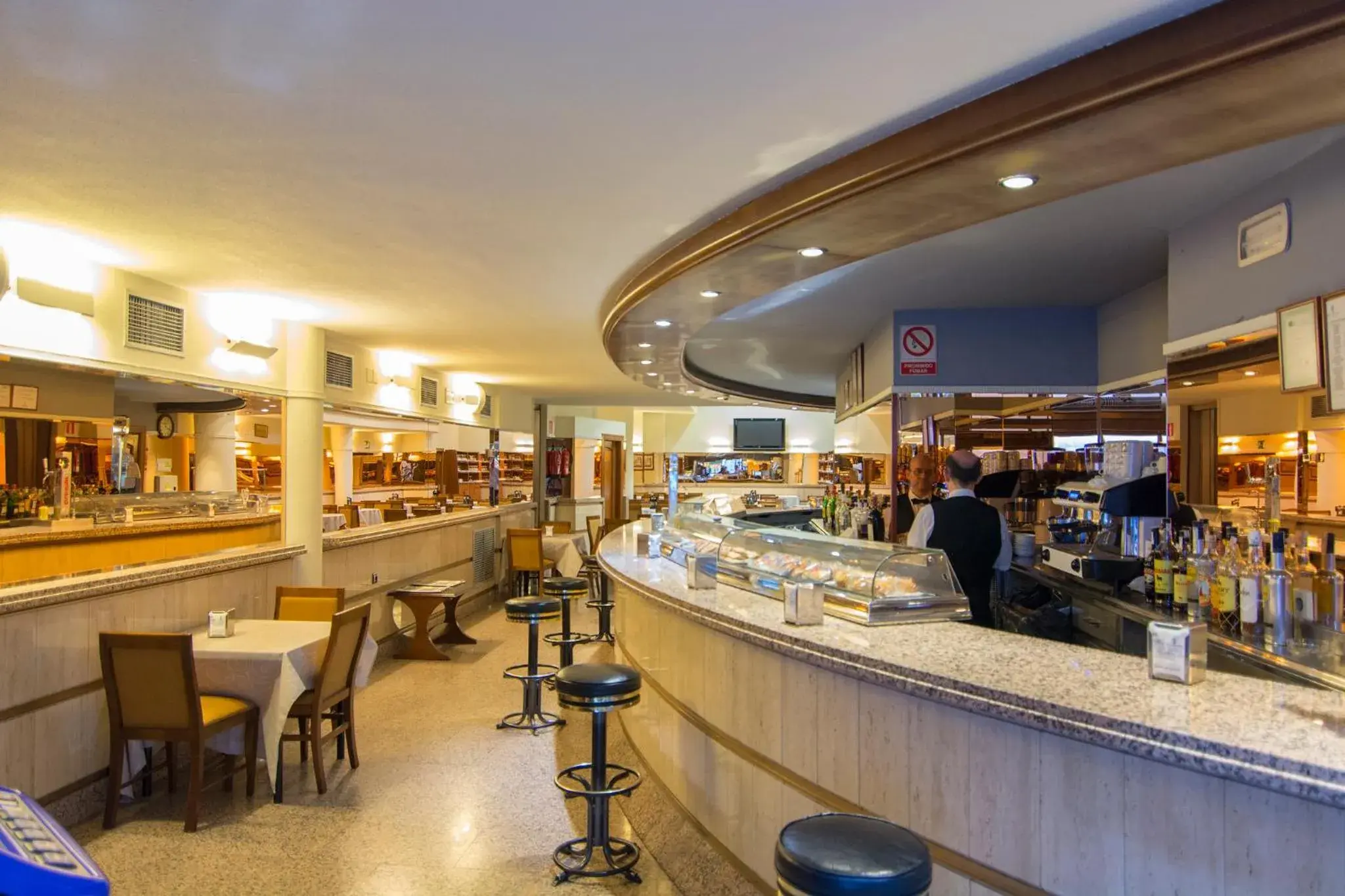 Lounge or bar in Hotel San Antonio Lounge or bar in Hotel San Antonio