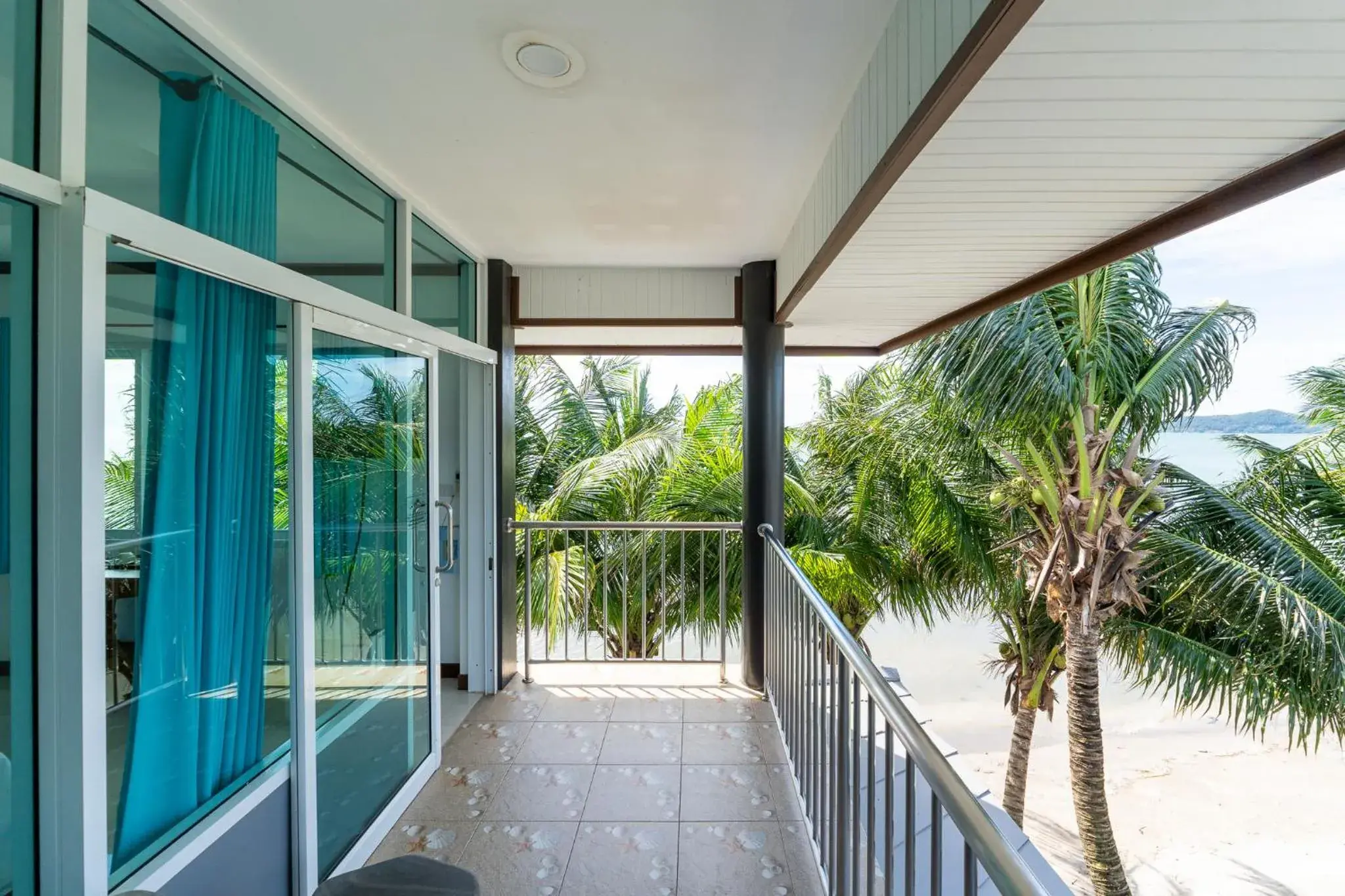 Balcony/Terrace in Baan Faa Talay Chan