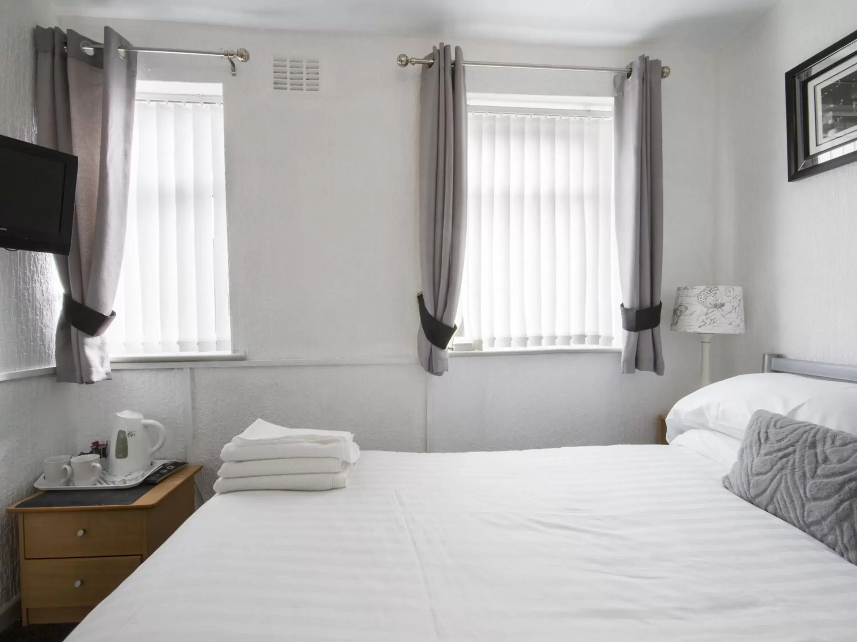 Bedroom, Bed in The Marsden Hotel