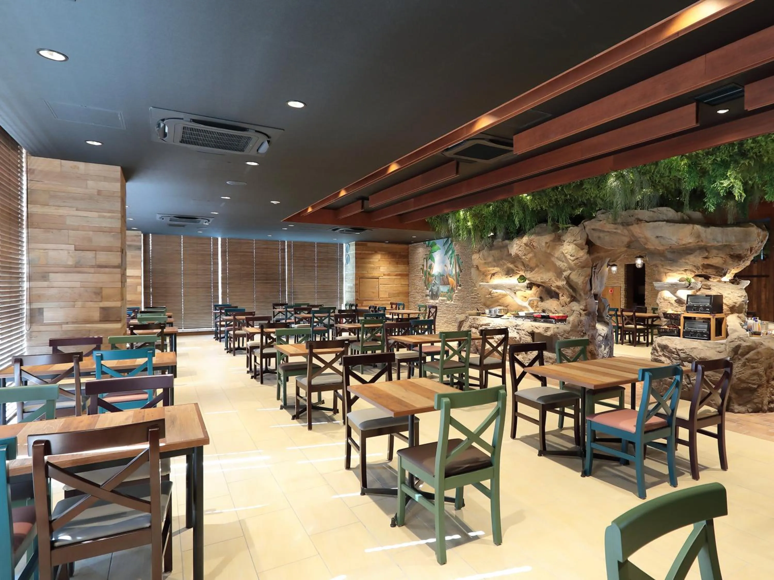 Restaurant/places to eat in Henn na Hotel Maihama Tokyo Bay