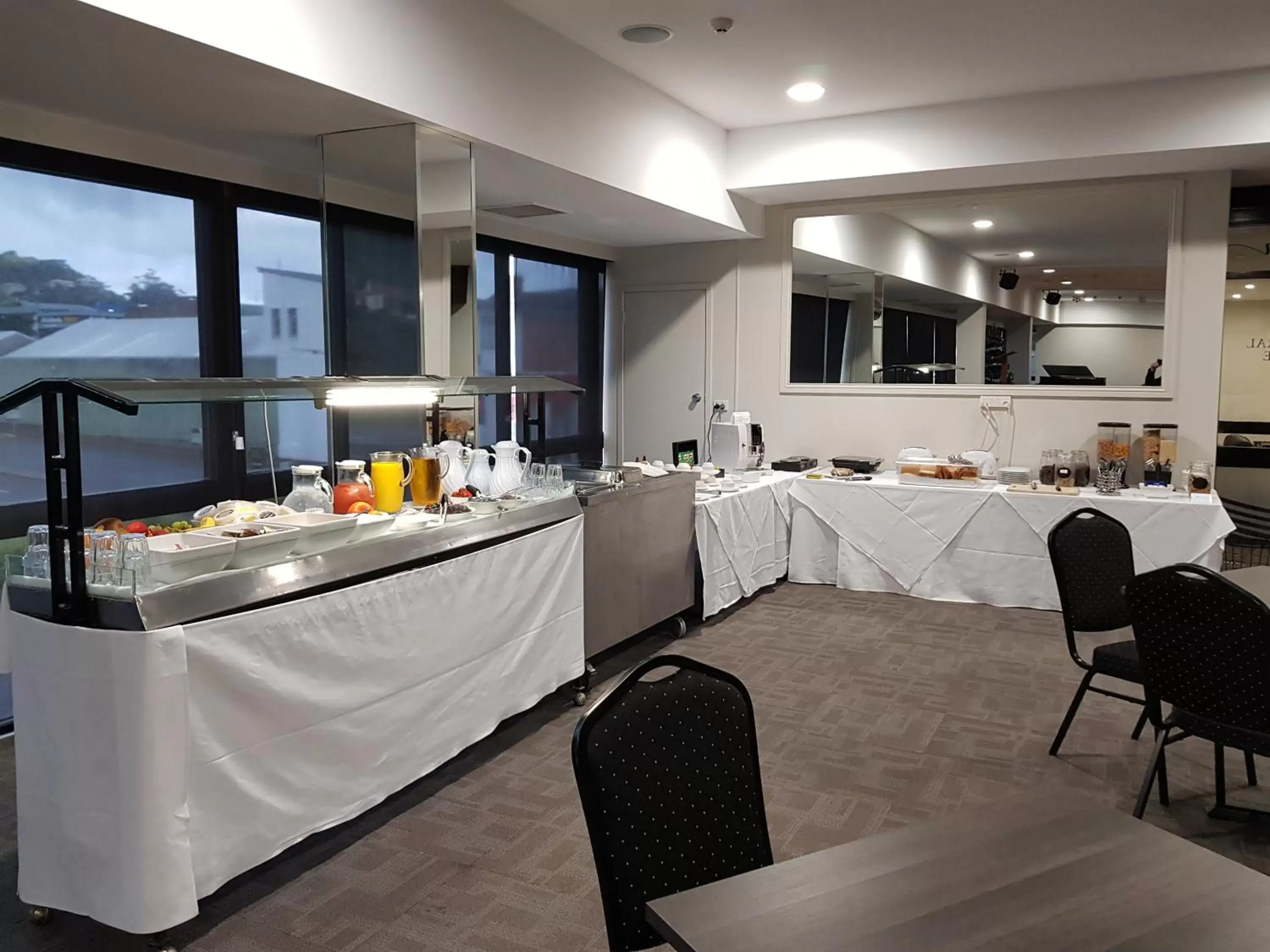 Restaurant/Places to Eat in Burnie Central Townhouse Hotel