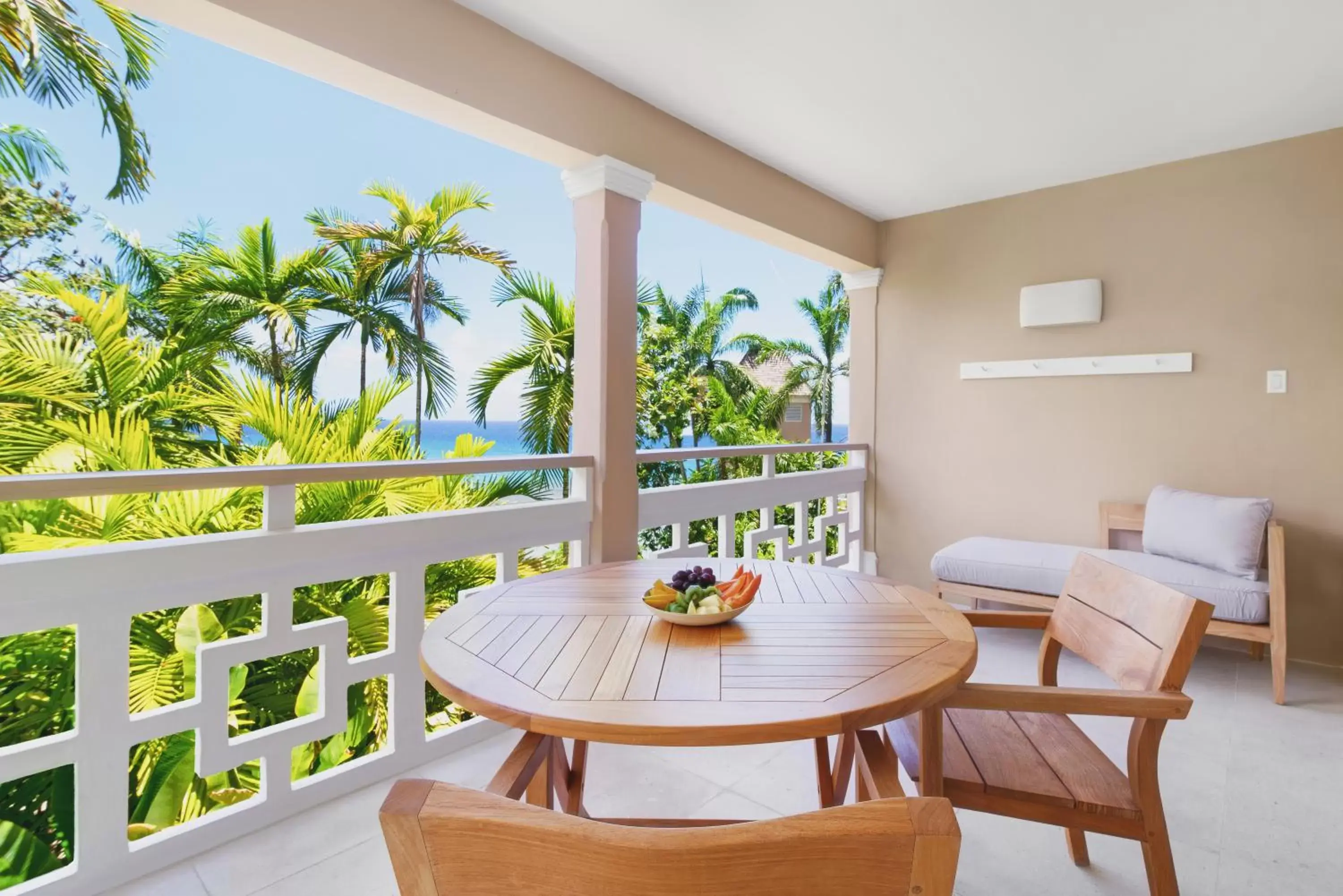 Balcony/Terrace in Couples Sans Souci