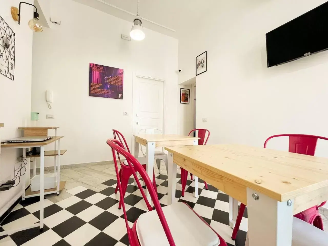 Kitchen or kitchenette, Dining Area in BaRock B&B Palermo