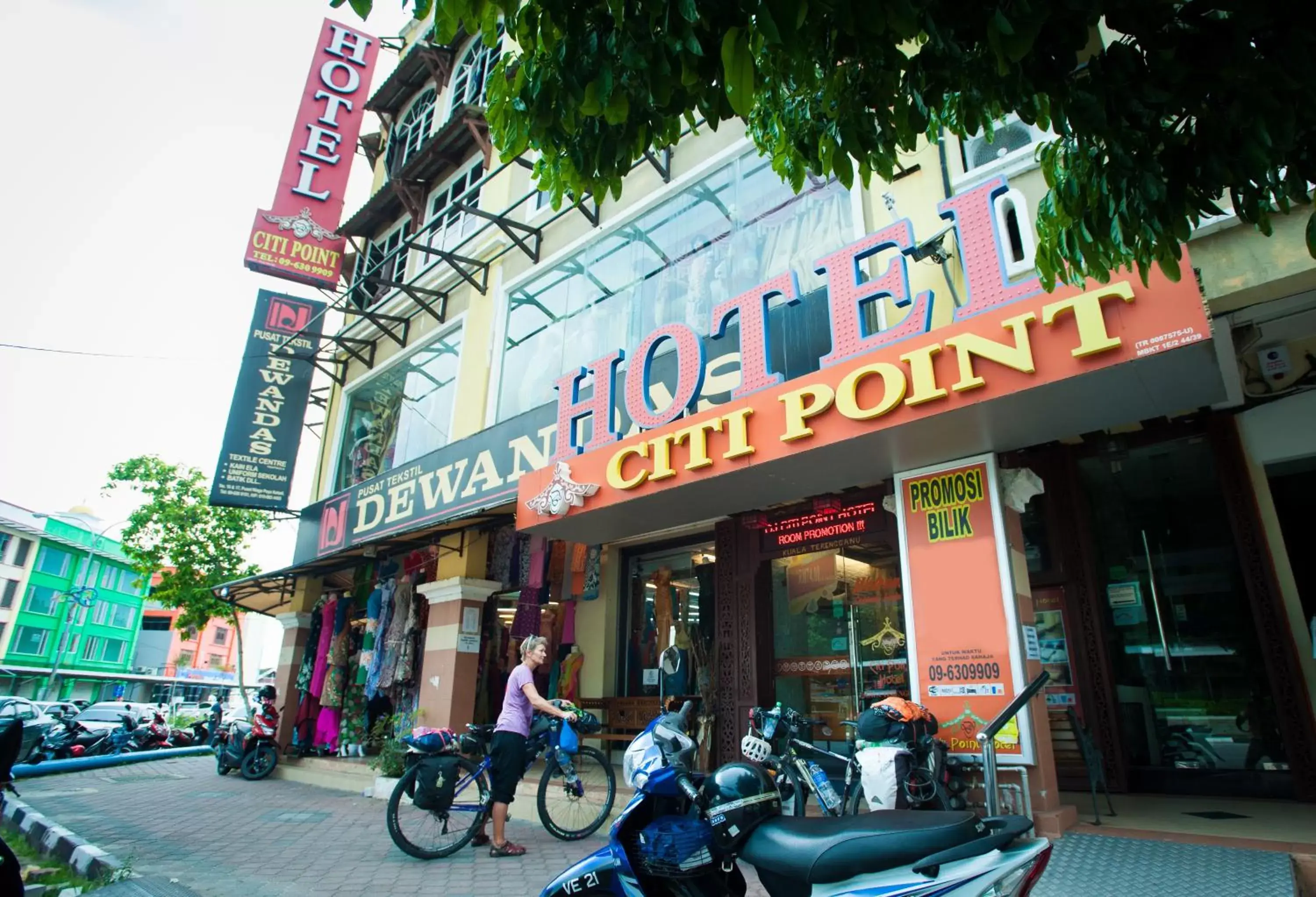 Facade/entrance in DJ Citi Point Hotel Facade/entrance in DJ Citi Point Hotel