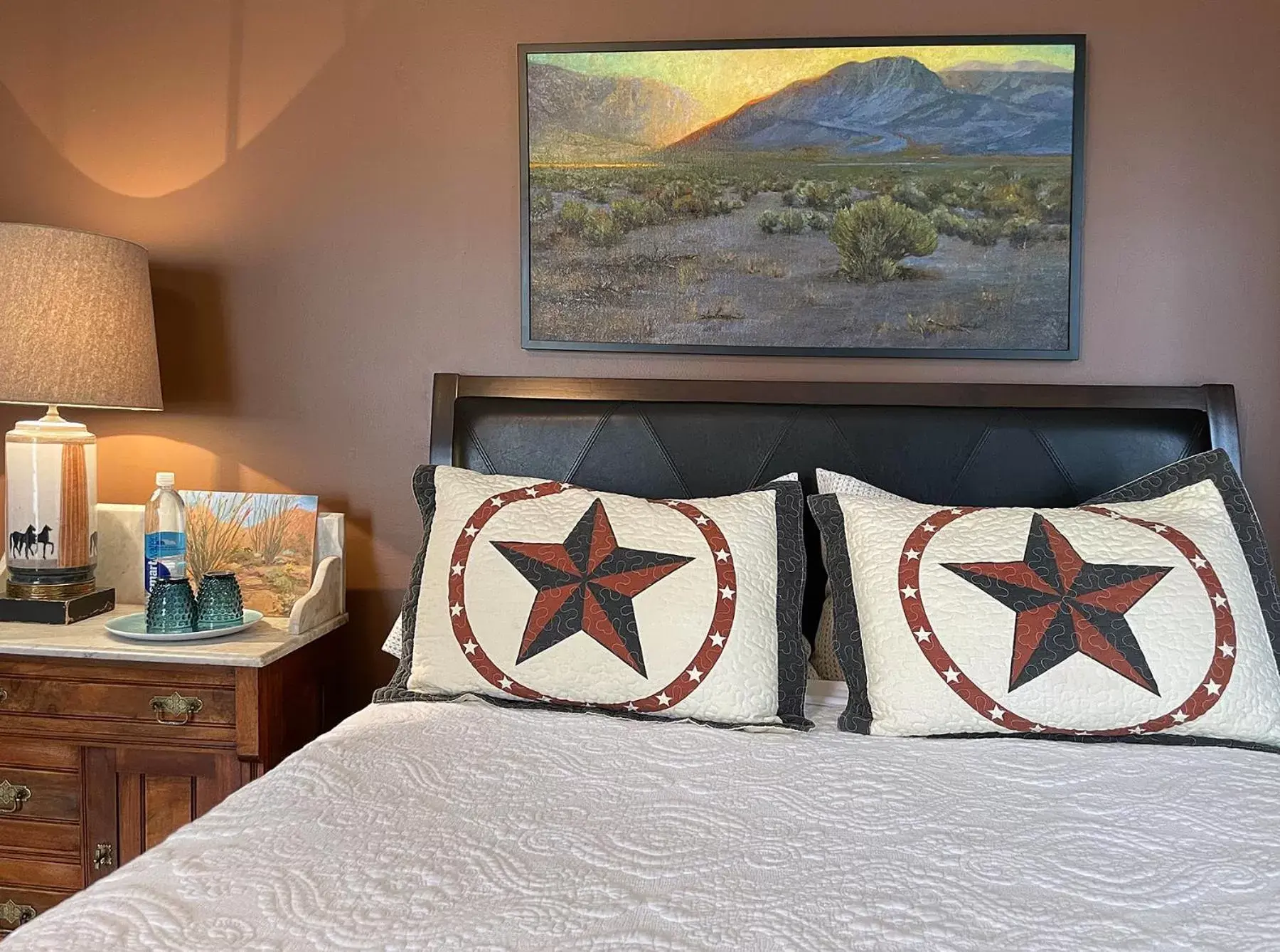 Bed in Wildflower Ranch Inn