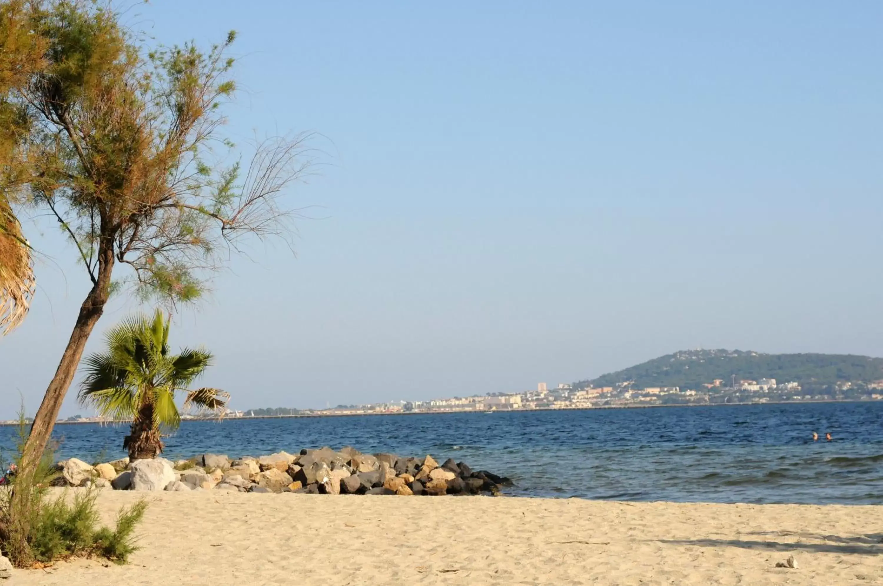 Entertainment, Beach in Hotel-Restaurant Du Port