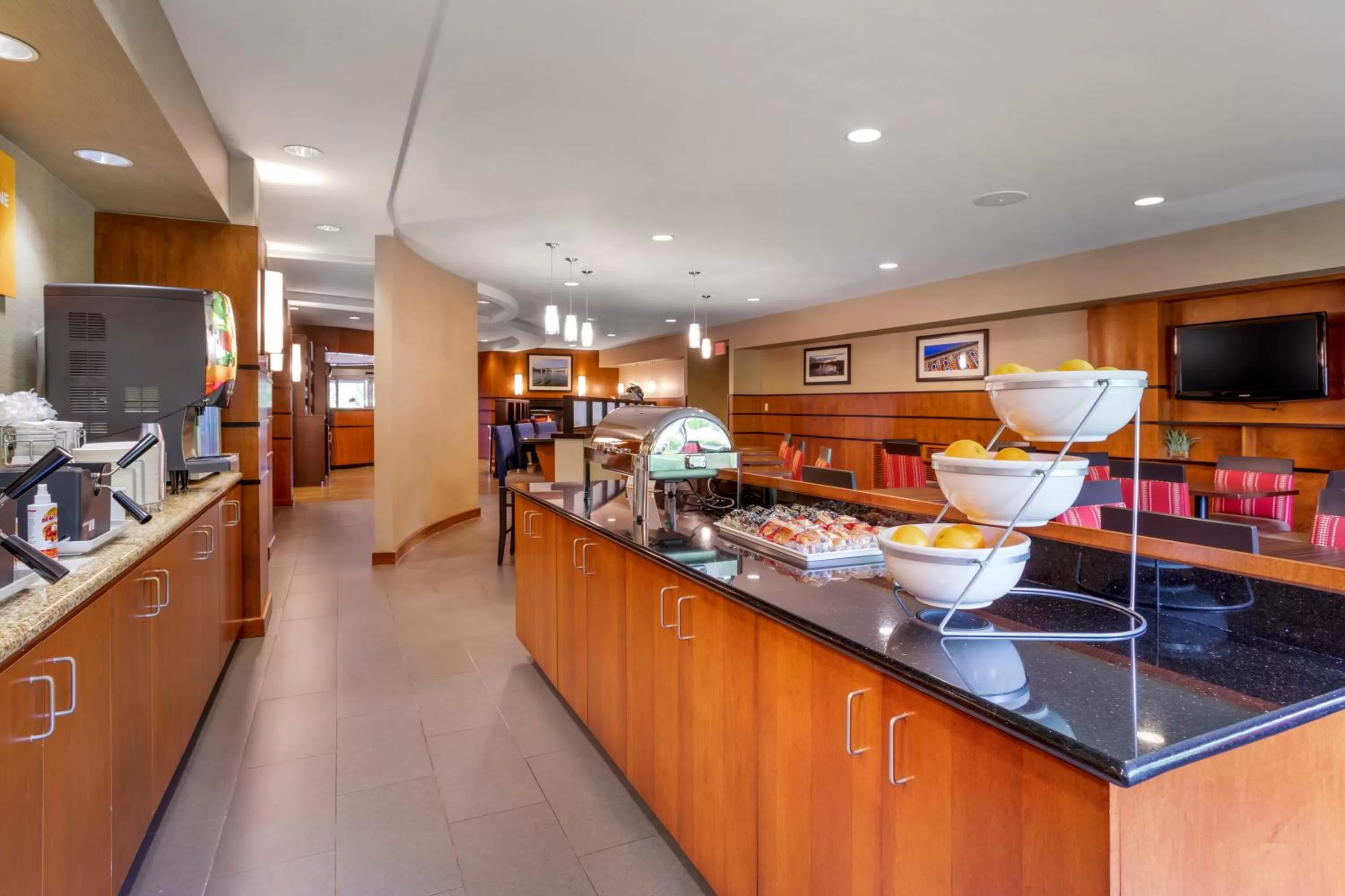 Food and drinks in Comfort Suites Knoxville North