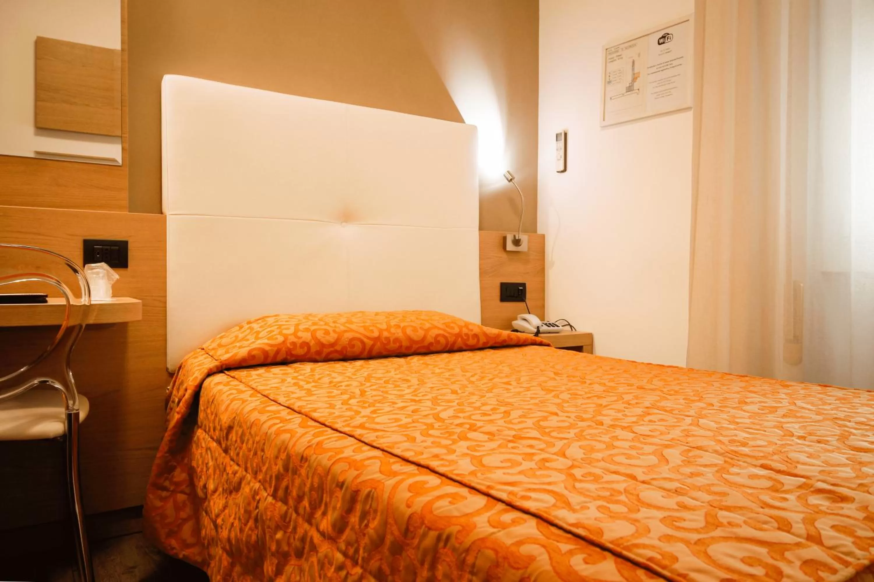 Bedroom, Bed in Hotel Europa