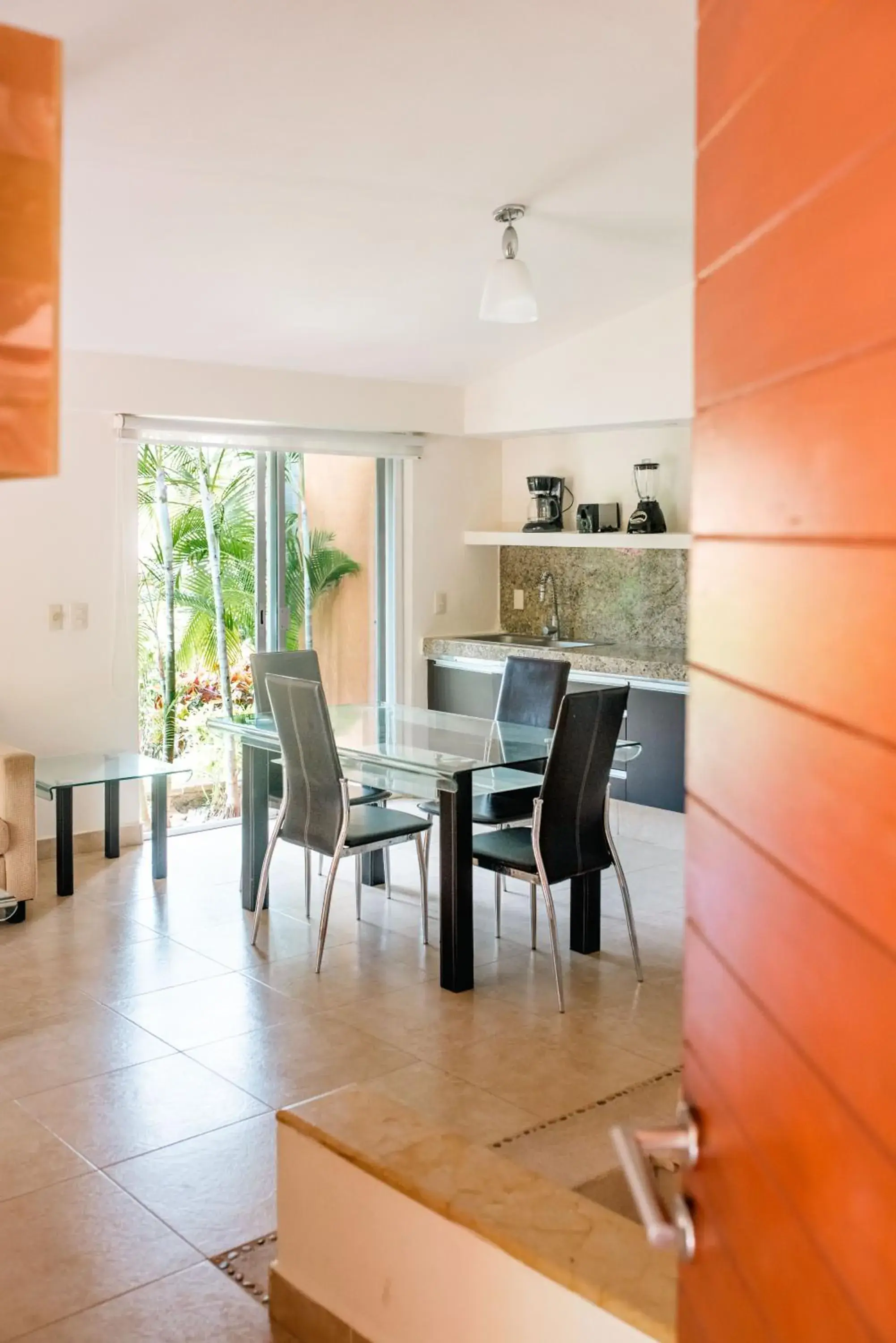 Dining area in Hotel Ixzi Plus