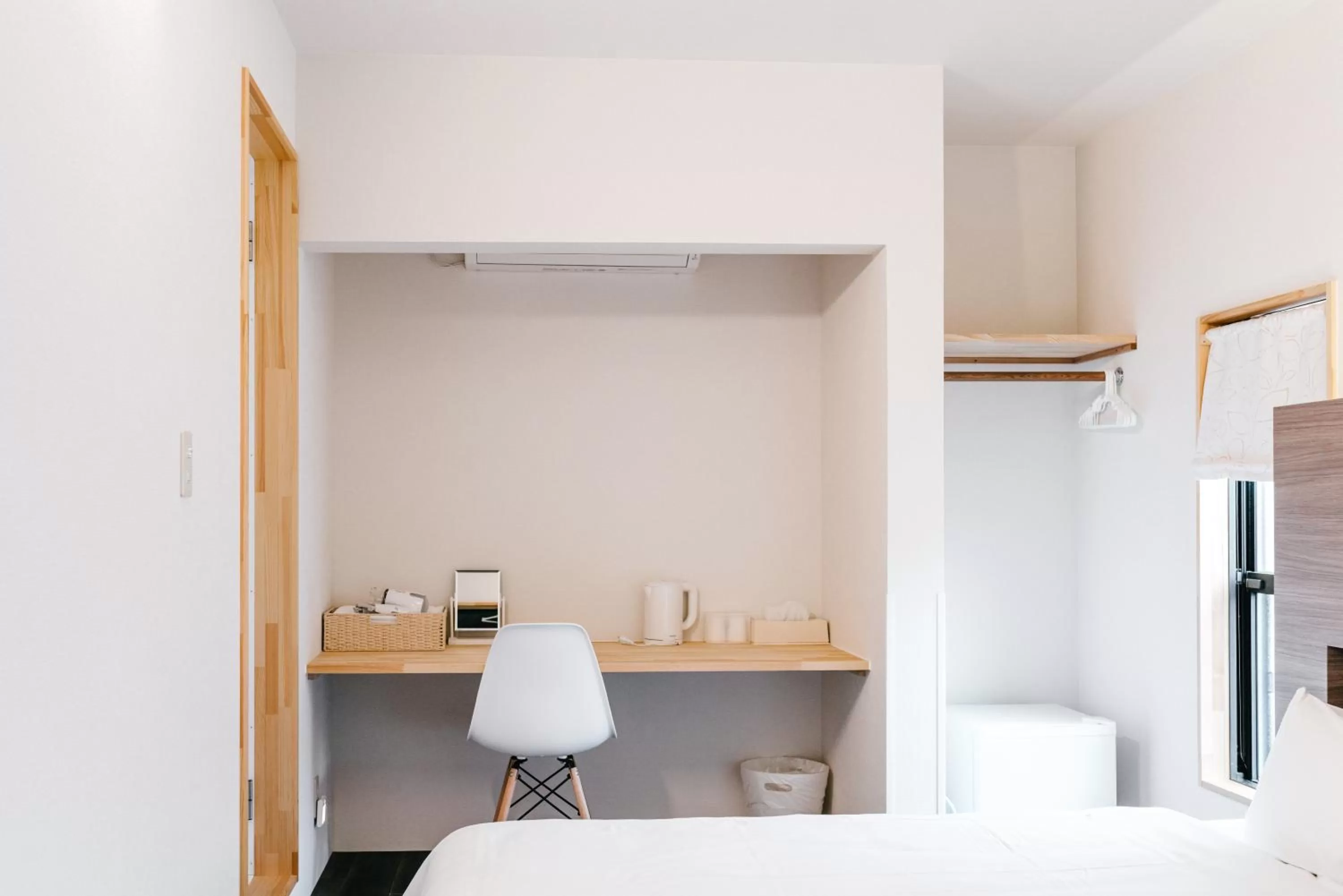 B&B MIKAWA Info Centre - Kanazawa Fish Harbour