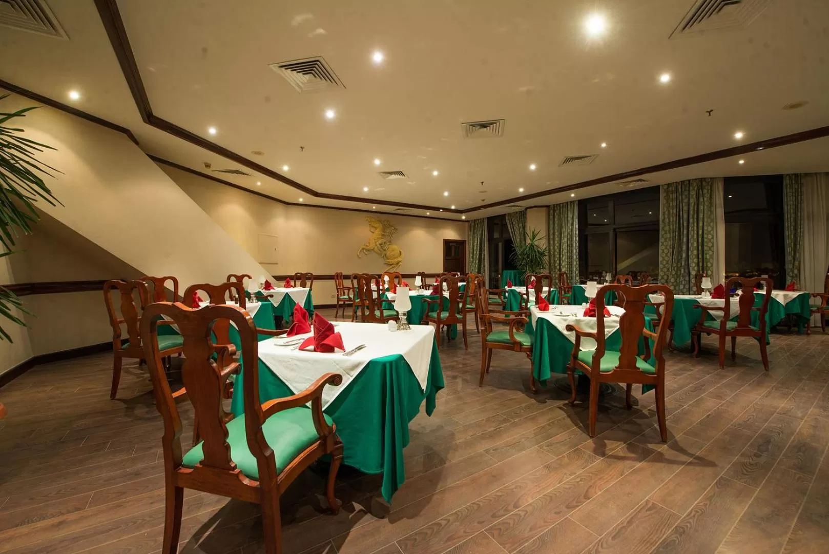 Restaurant/places to eat in Pharaoh Azur Resort