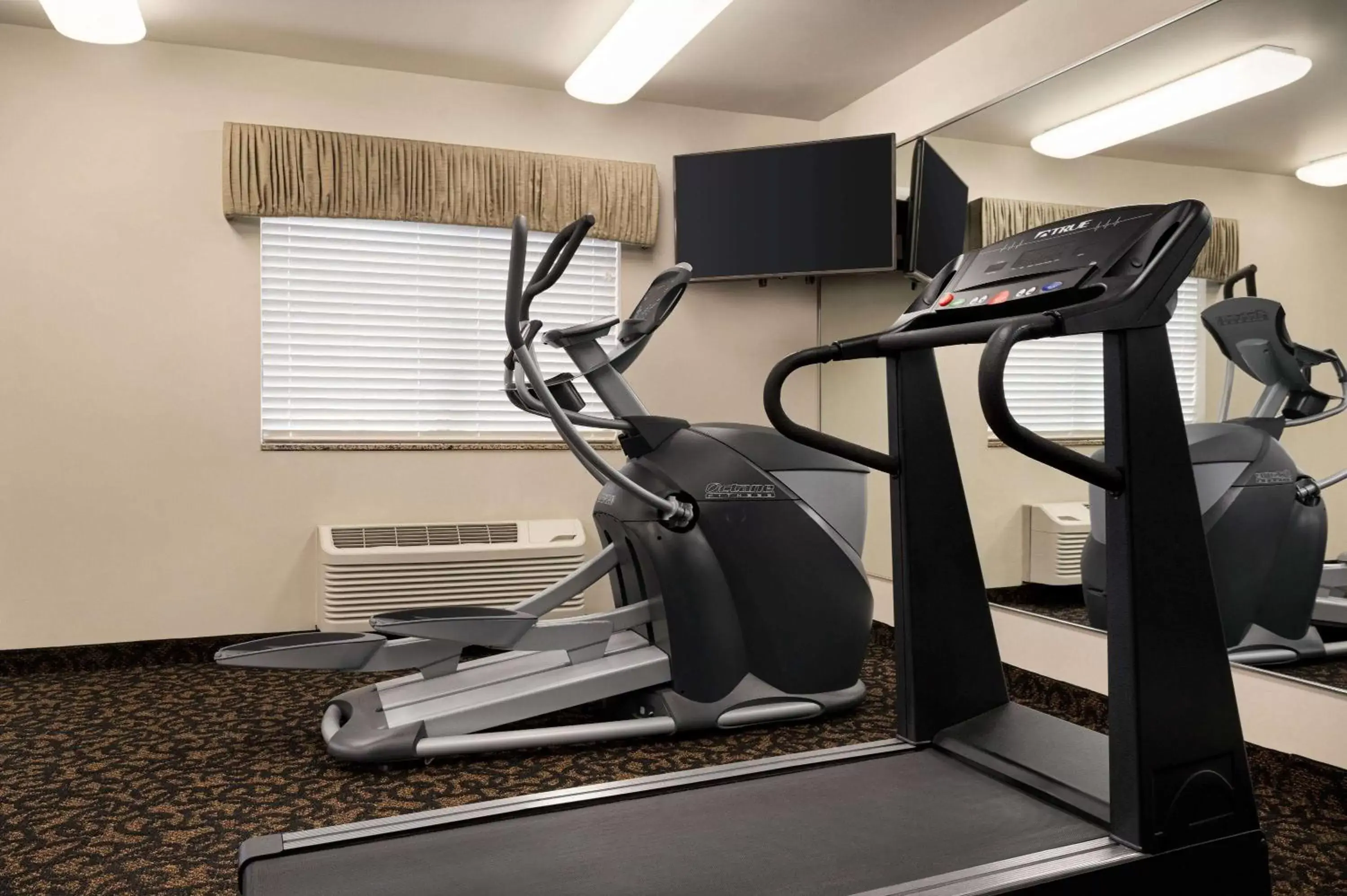 Activities, Fitness Center/Facilities in Baymont by Wyndham Buffalo