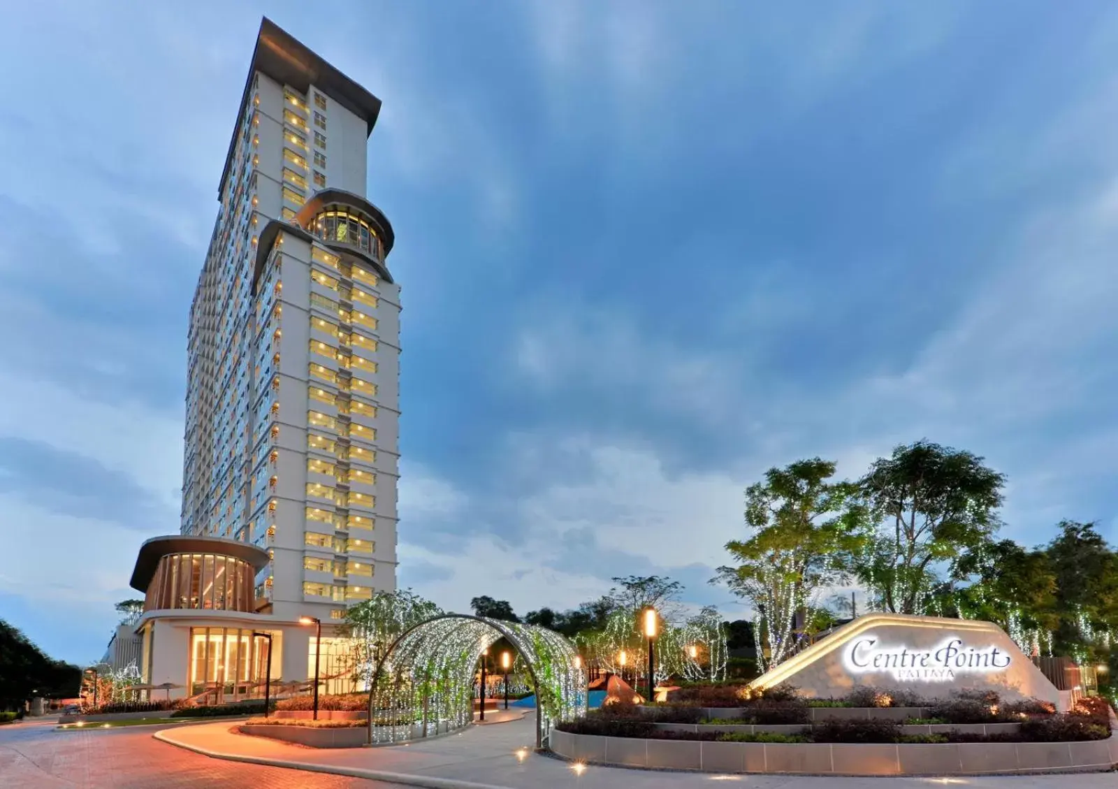 Property building in Centre Point Prime Hotel Pattaya Property building in Centre Point Prime Hotel Pattaya