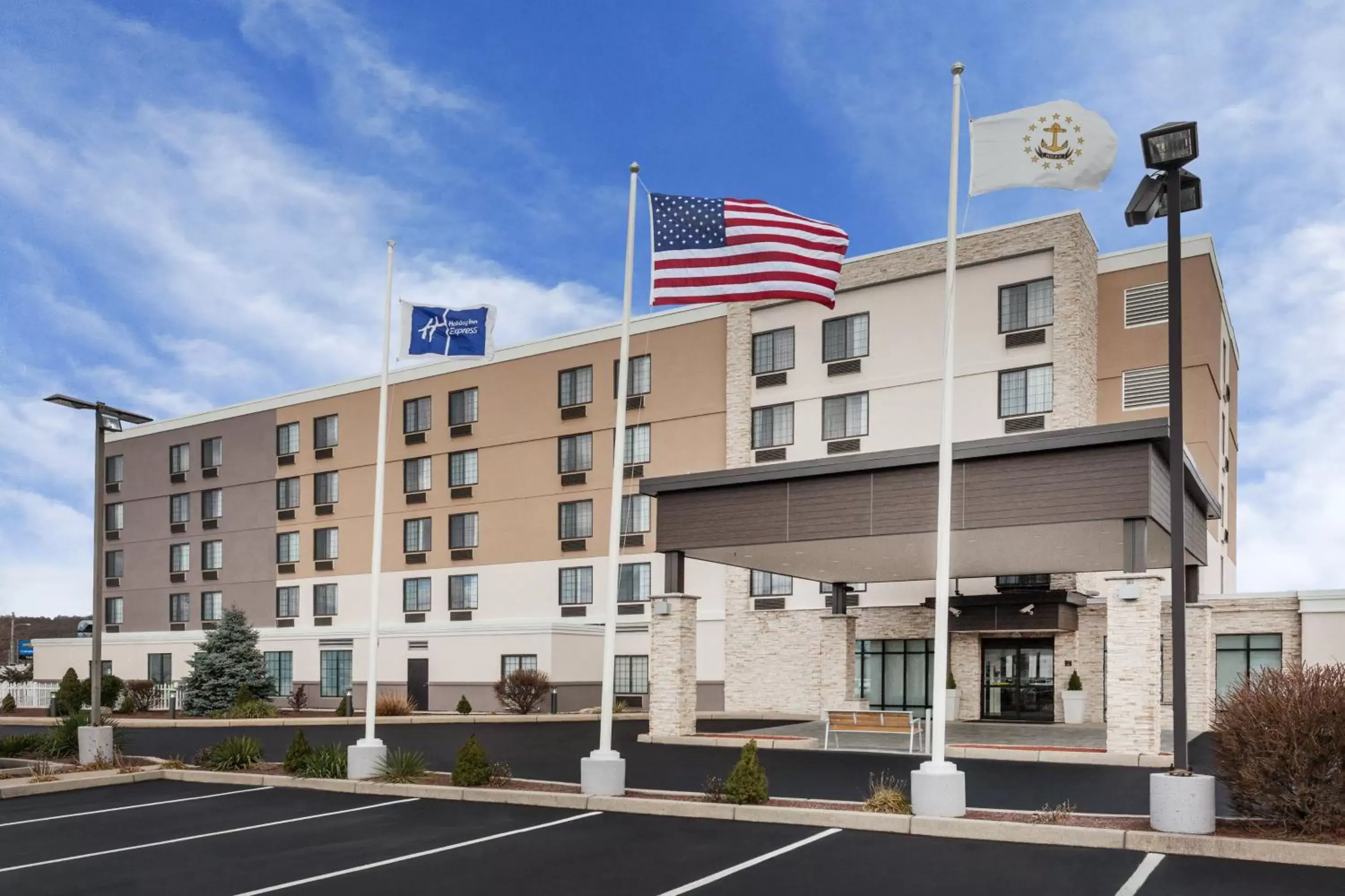 Property Building in Holiday Inn Express Hotel & Suites Providence-Woonsocket, an IHG Hotel