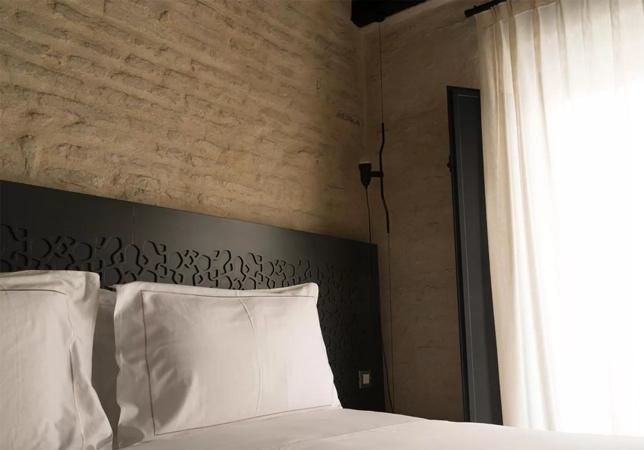 Bed in EME Catedral Mercer Hotel