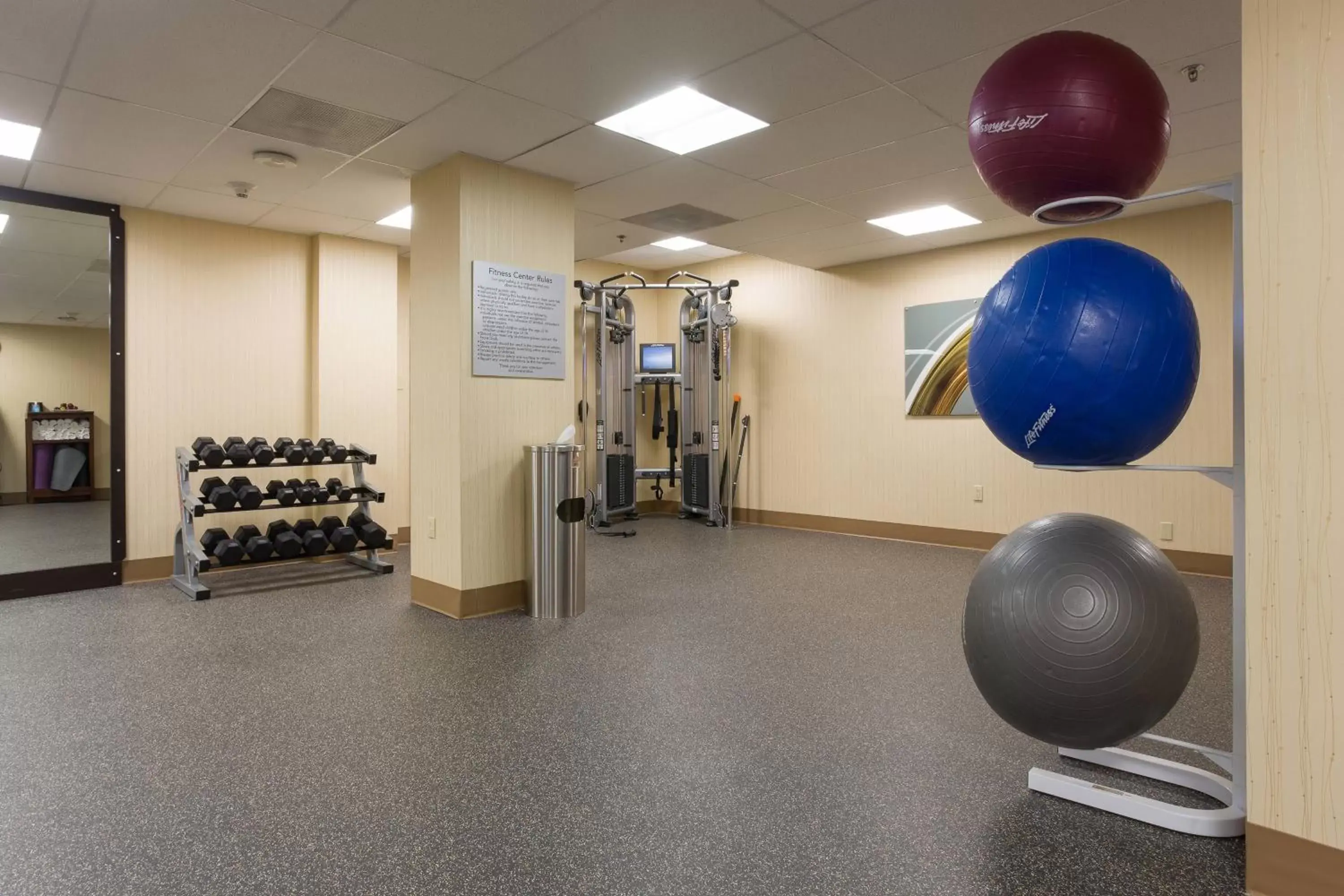 Fitness centre/facilities, Fitness Center/Facilities in Courtyard by Marriott Los Angeles Westside