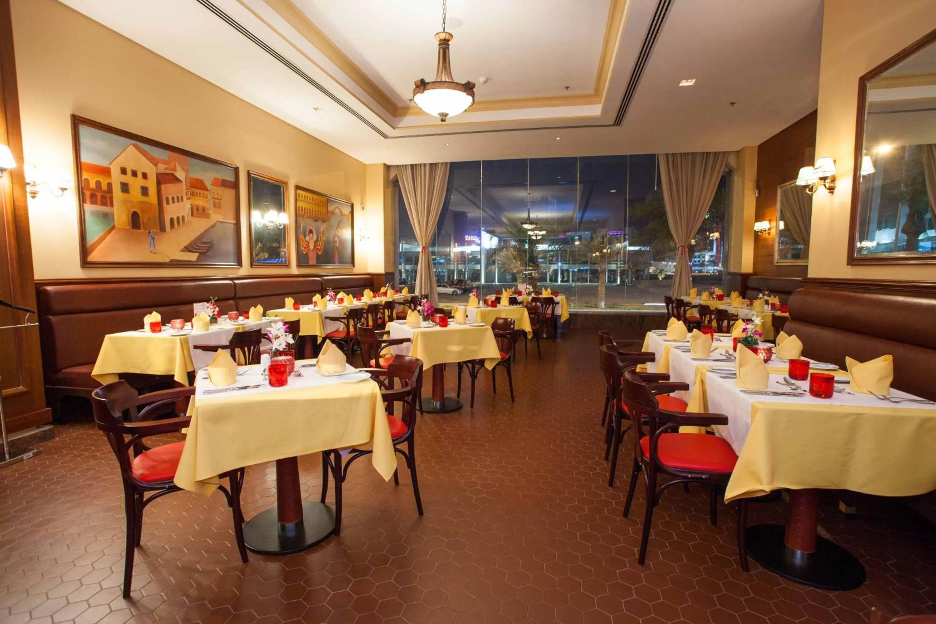 Restaurant/places to eat in Asdal Gulf Inn Boutique Hotel- SEEF