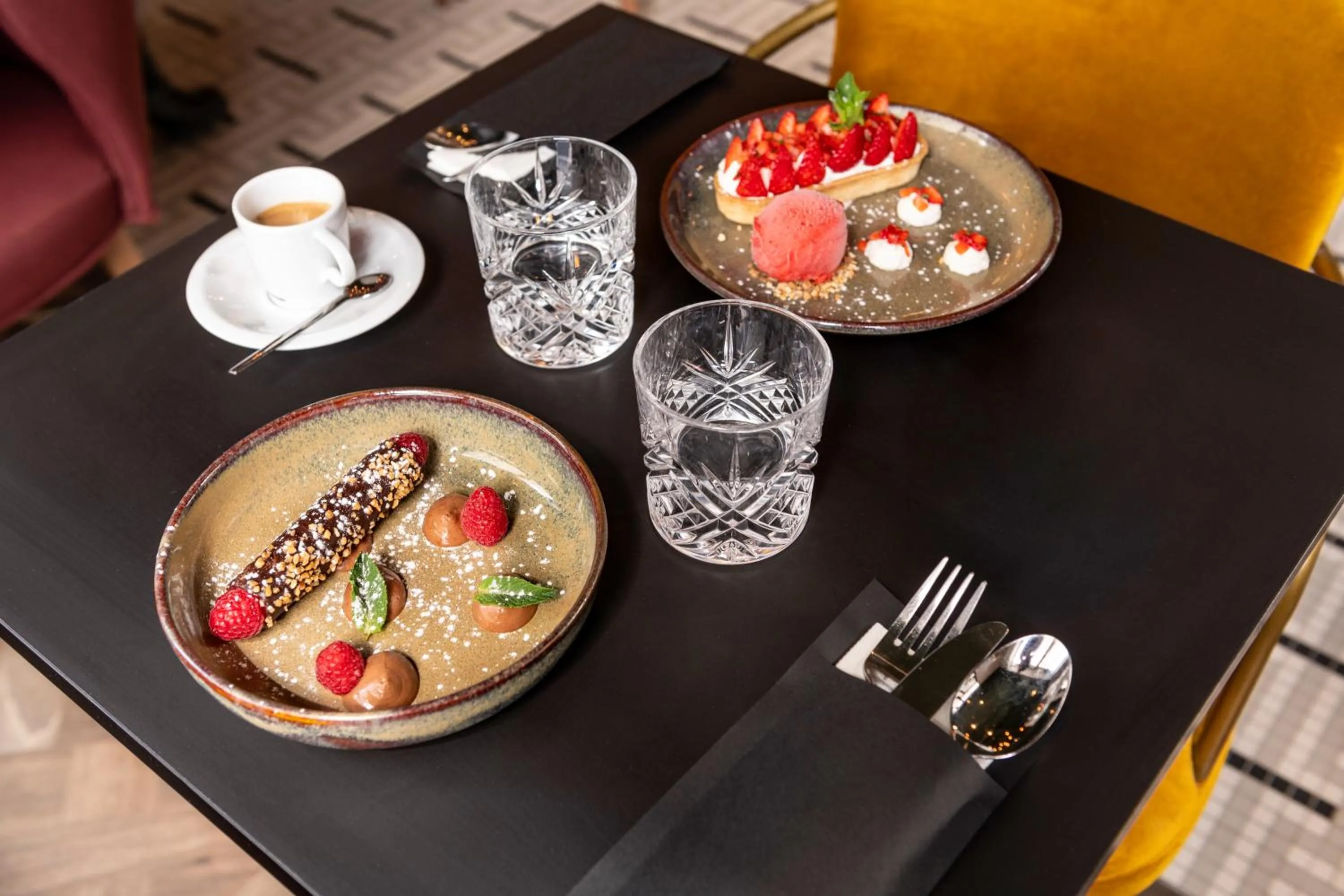 Restaurant/places to eat in Mercure Paris Bercy Bibliothèque