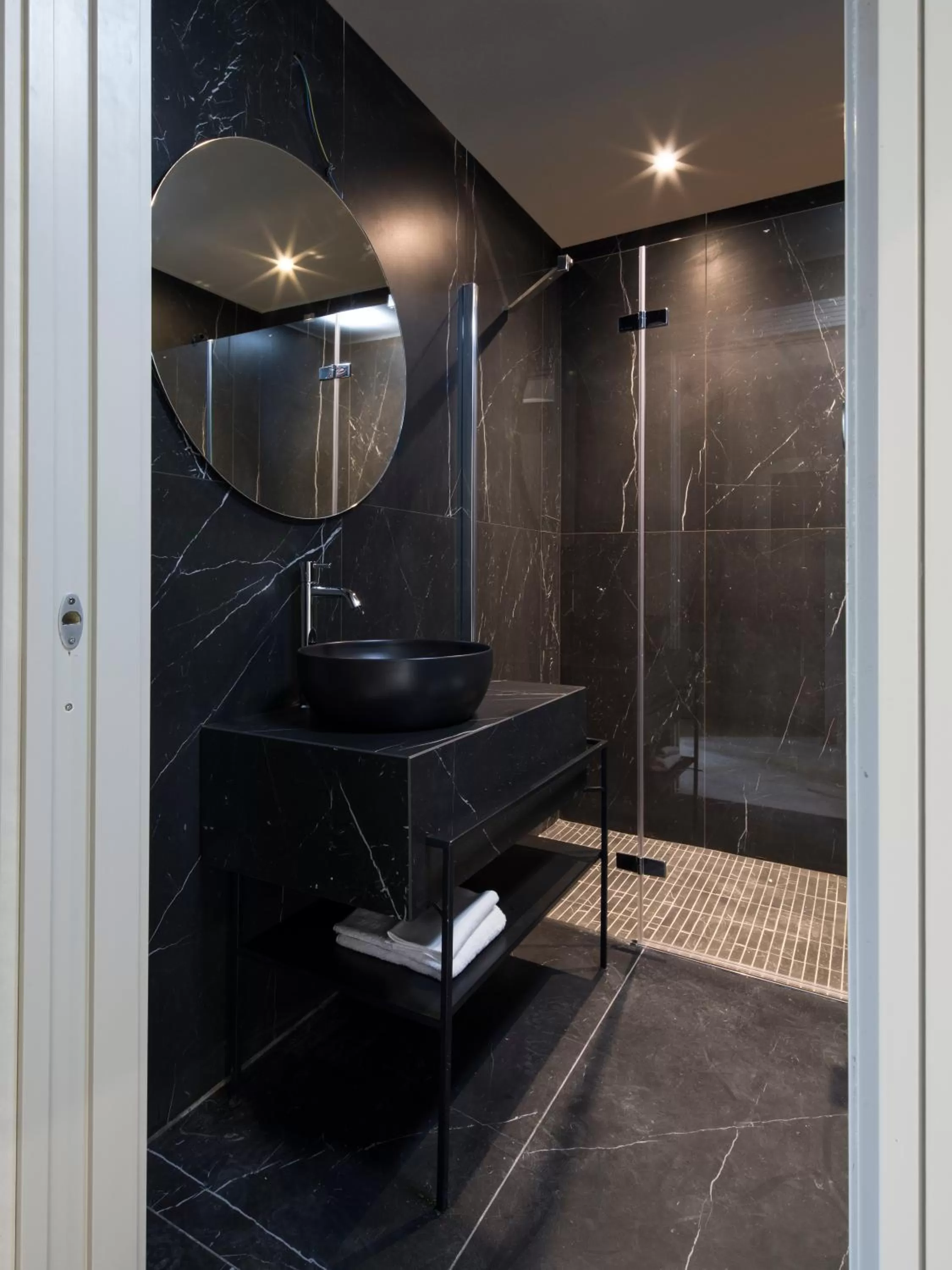 Bathroom in Palazzo Cornalia