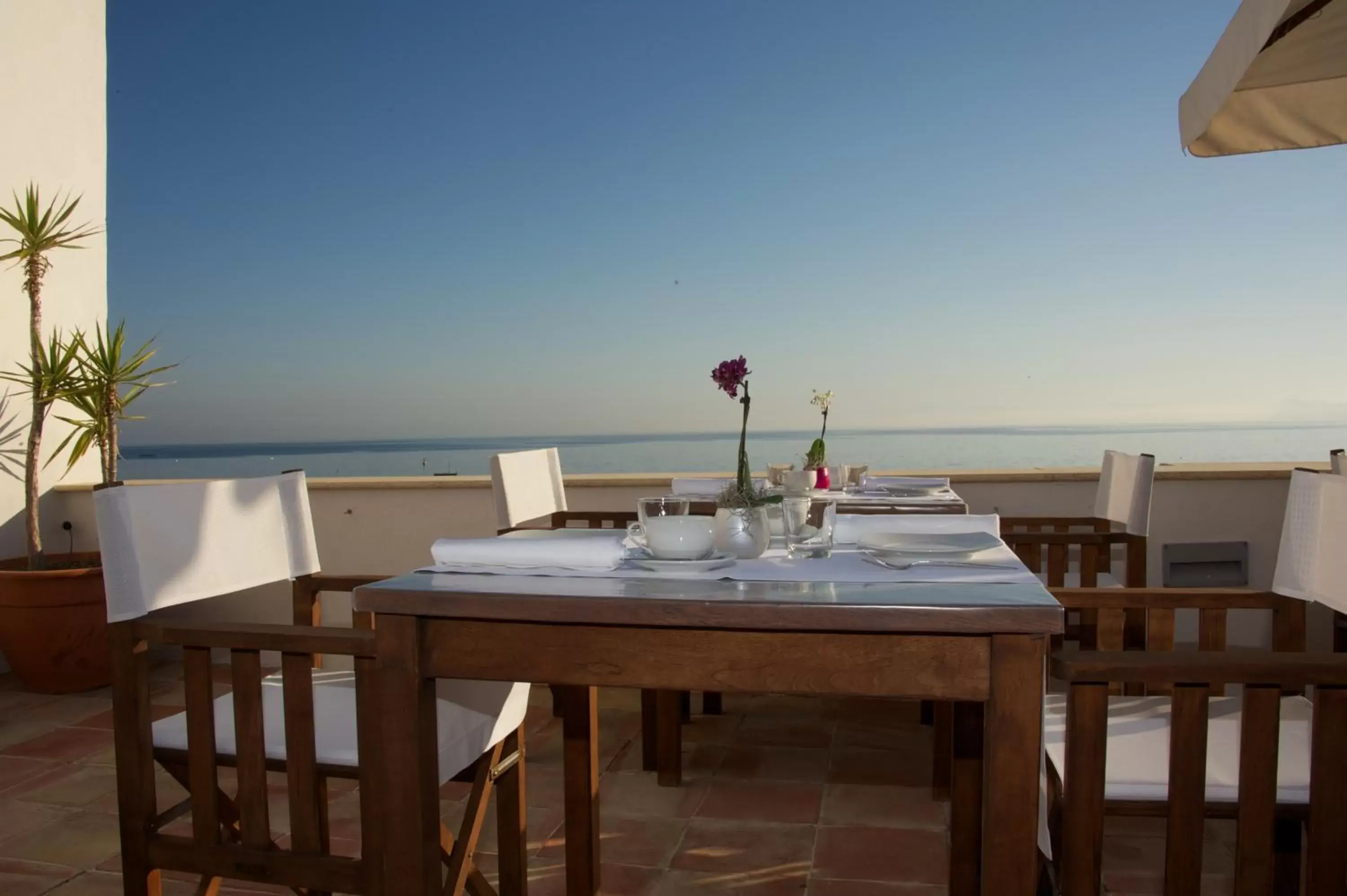 Balcony/Terrace, Restaurant/Places to Eat in Villa Lieta