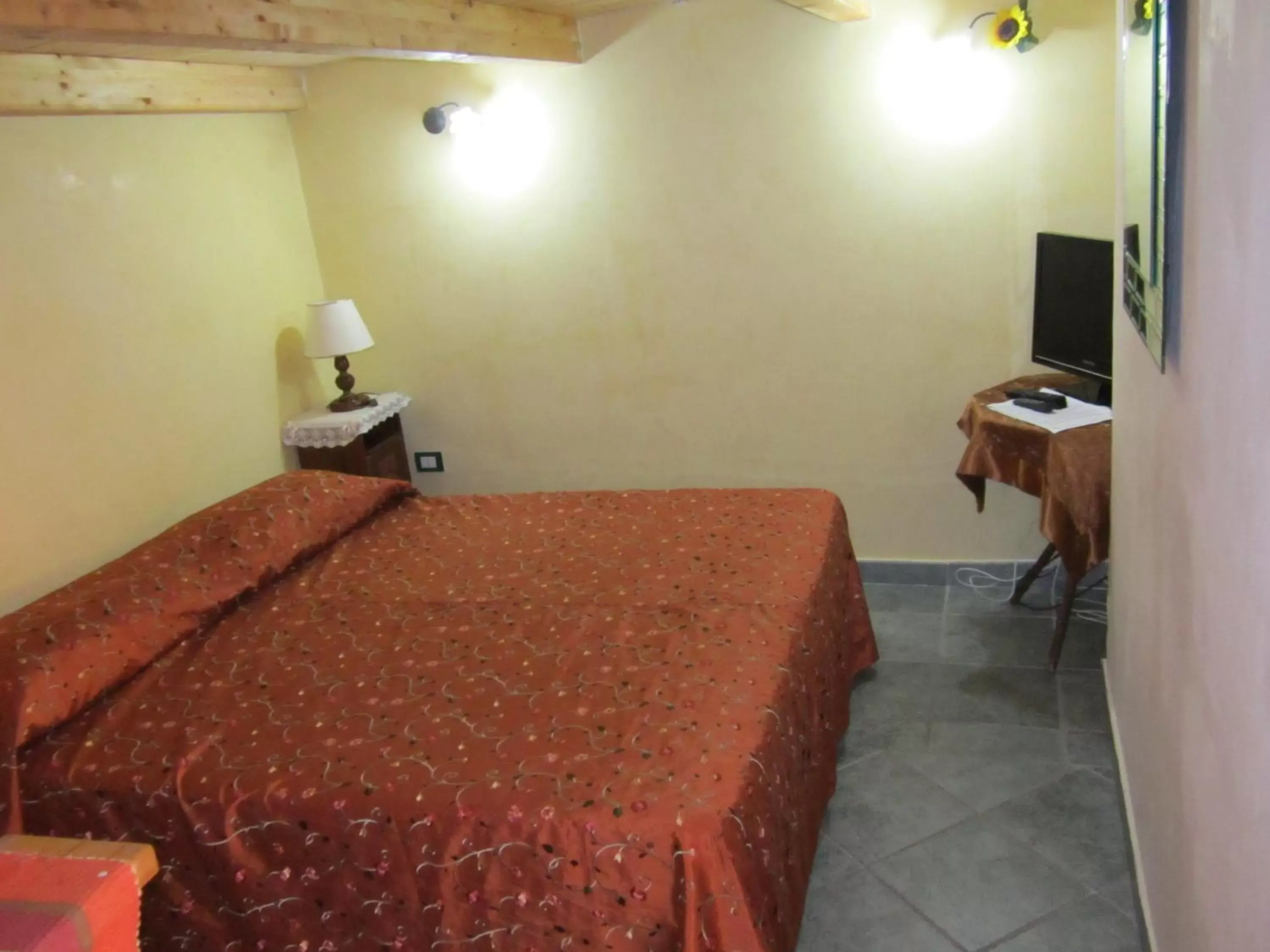 Photo of the whole room, Bed in B&B Casa Dei Mille