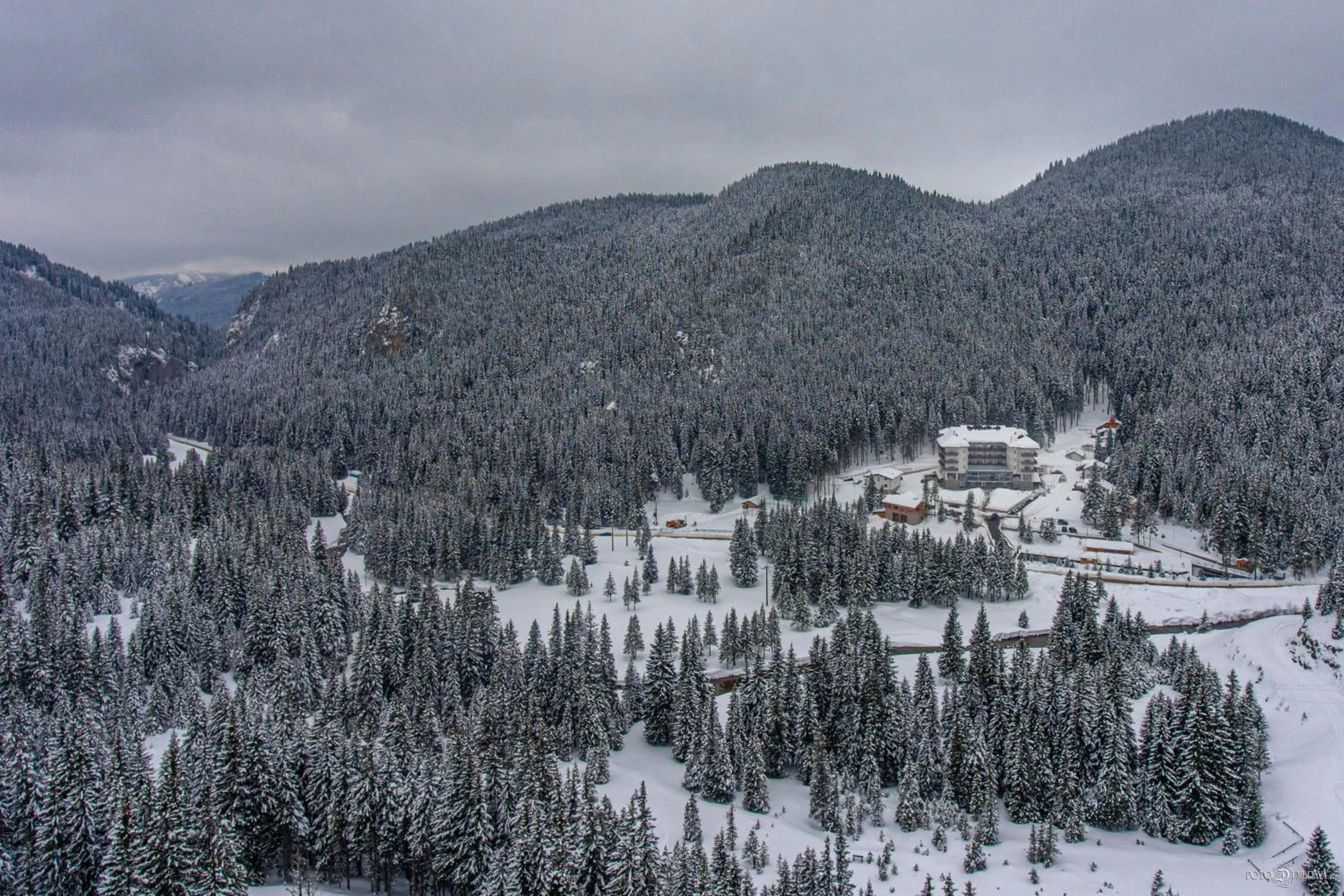 Property building, Winter in Hotel Belmont