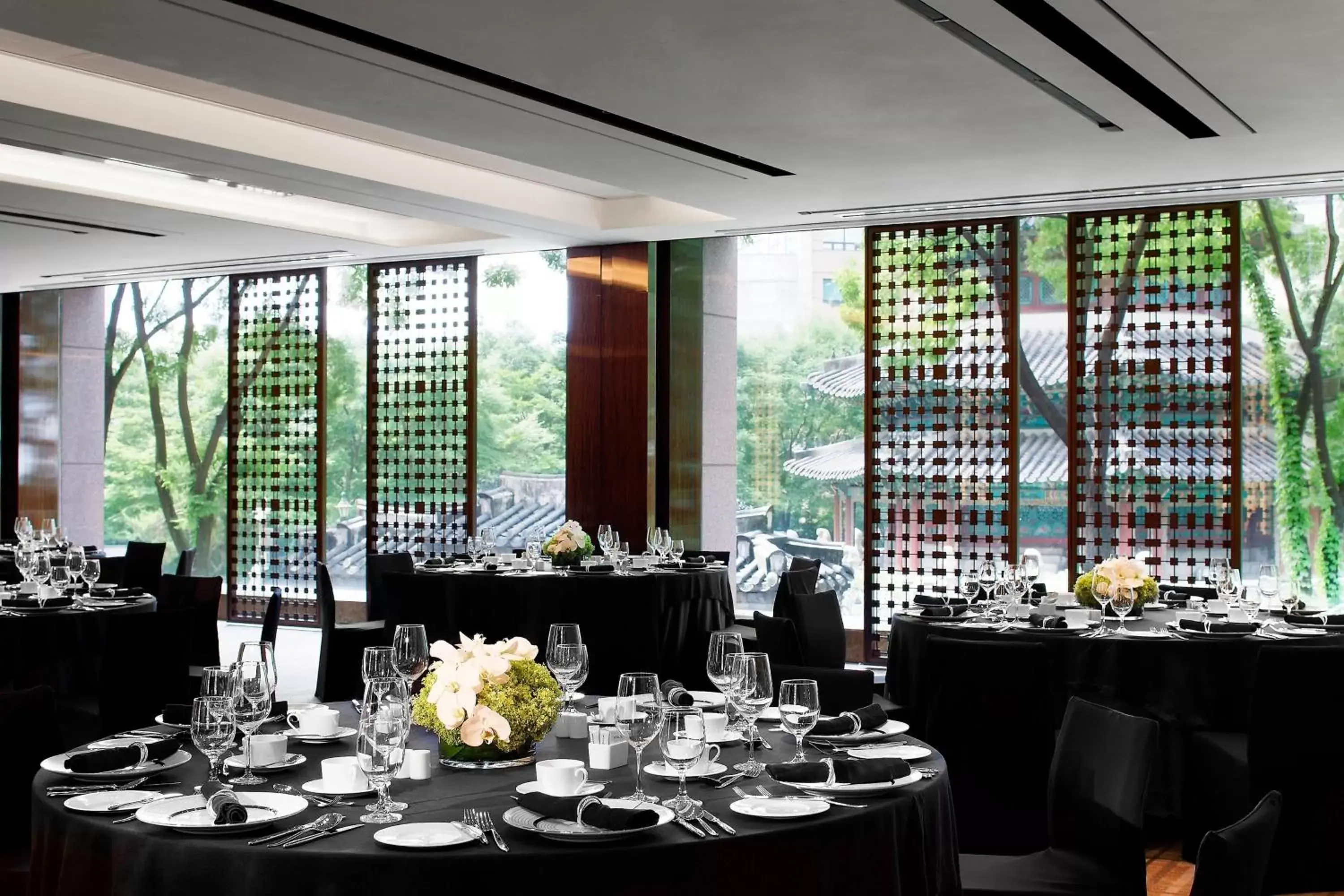 Meeting/conference room, Restaurant/Places to Eat in Westin Josun Seoul Hotel