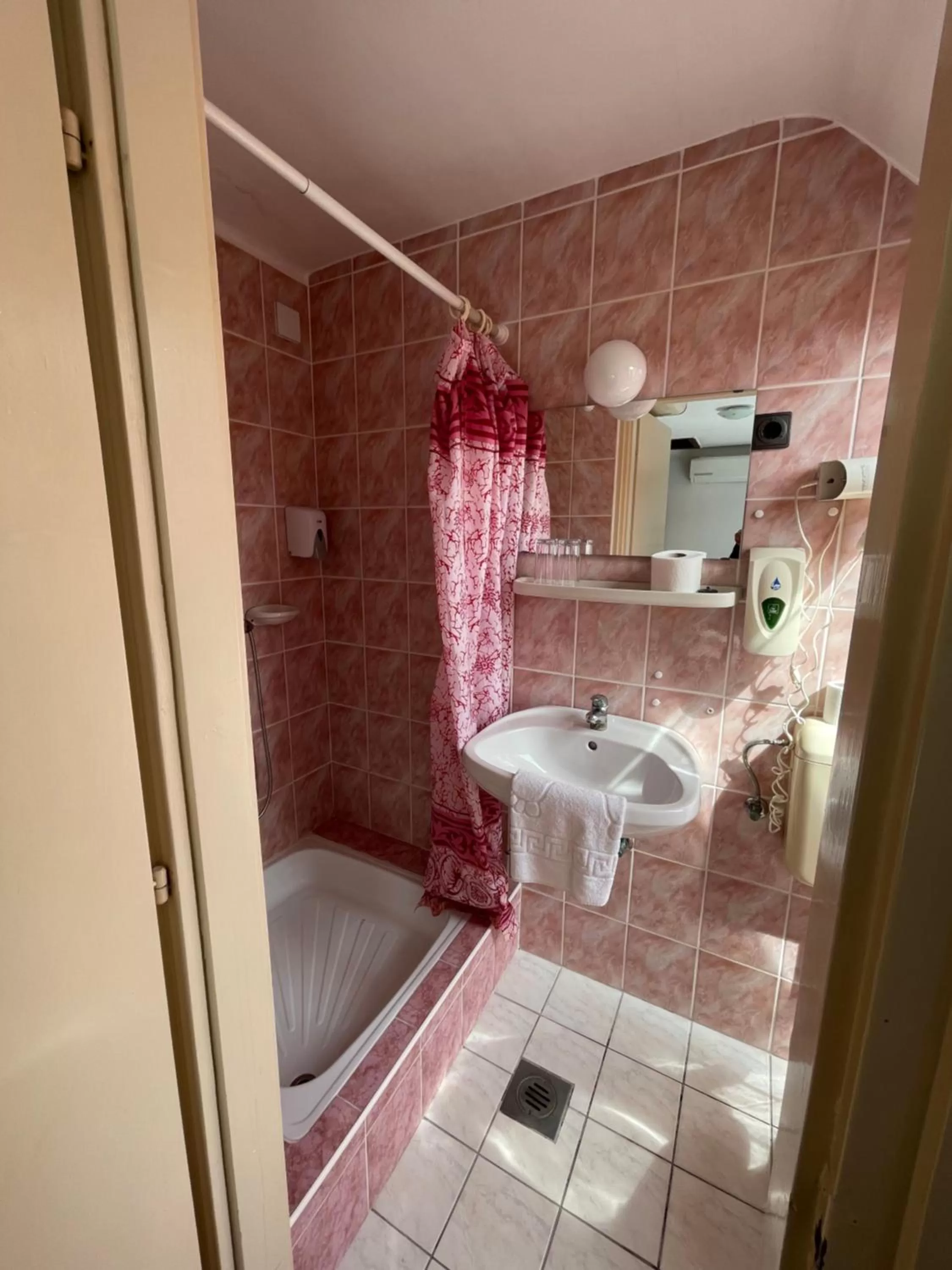 Hotel Minaret&Étterem