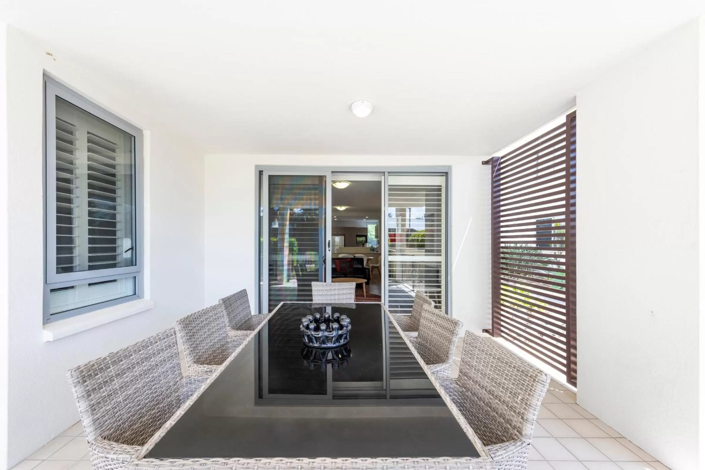 Balcony/Terrace in Pacific Marina Apartments