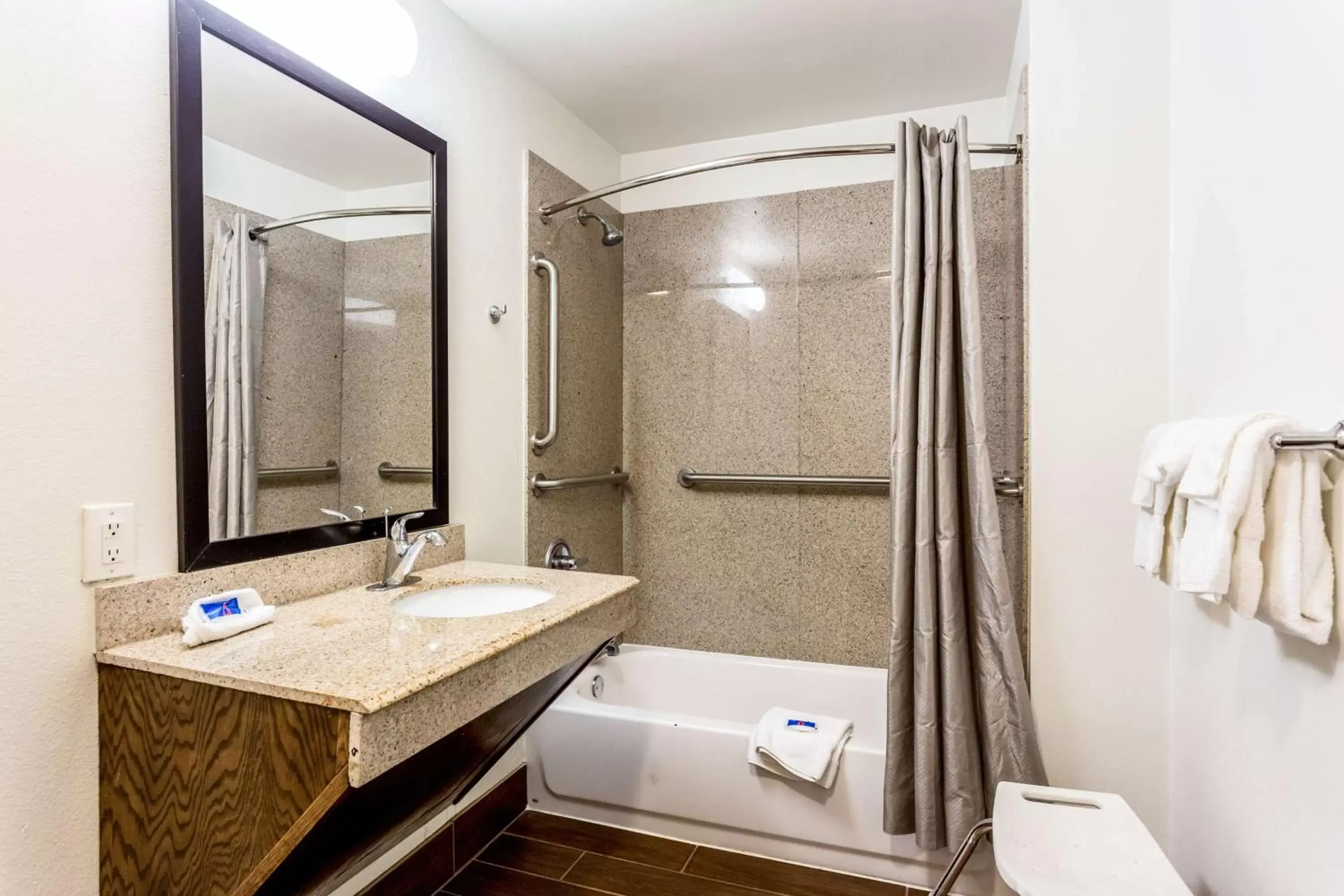 Photo of the whole room, Bathroom in Motel 6-Bryan, TX - College Station