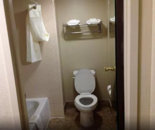 Bathroom in Rodeway Inn Abilene West