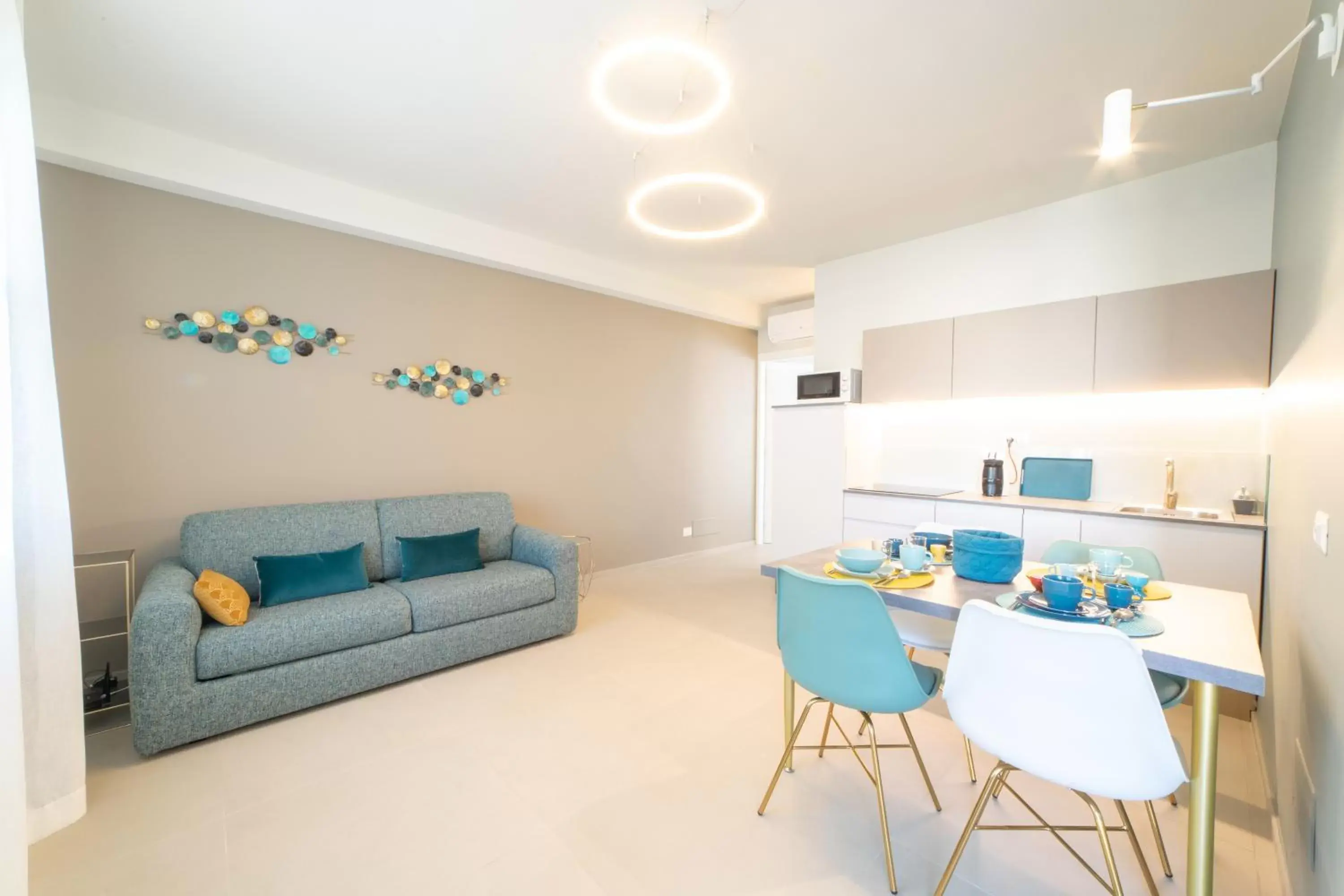 Coffee/tea facilities, Dining Area in Casa Agnese