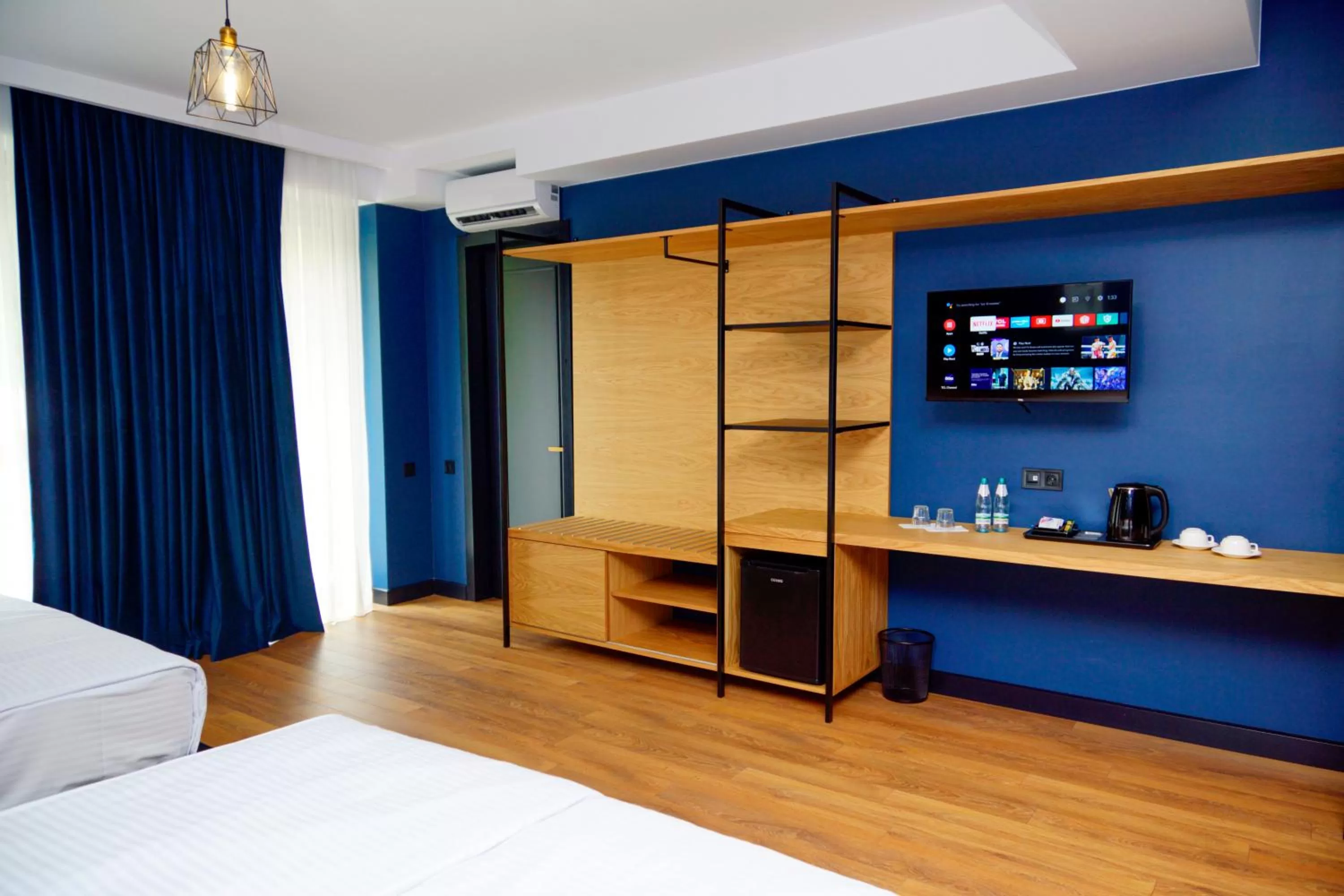 Coffee/tea facilities, Bed in Borjomi Bridge Hotel