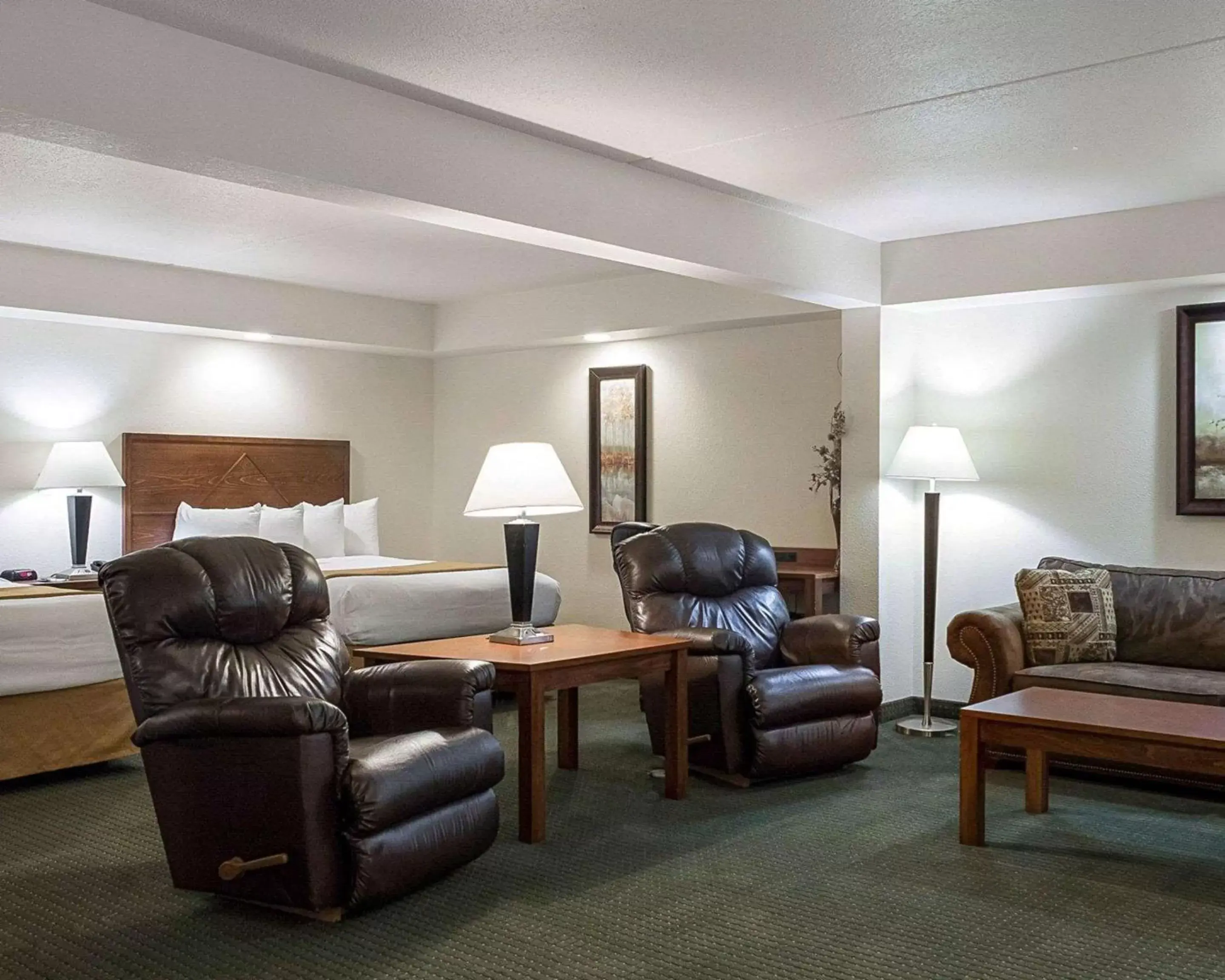 Photo of the whole room, Seating Area in Quality Inn & Suites Conference Center and Water Park