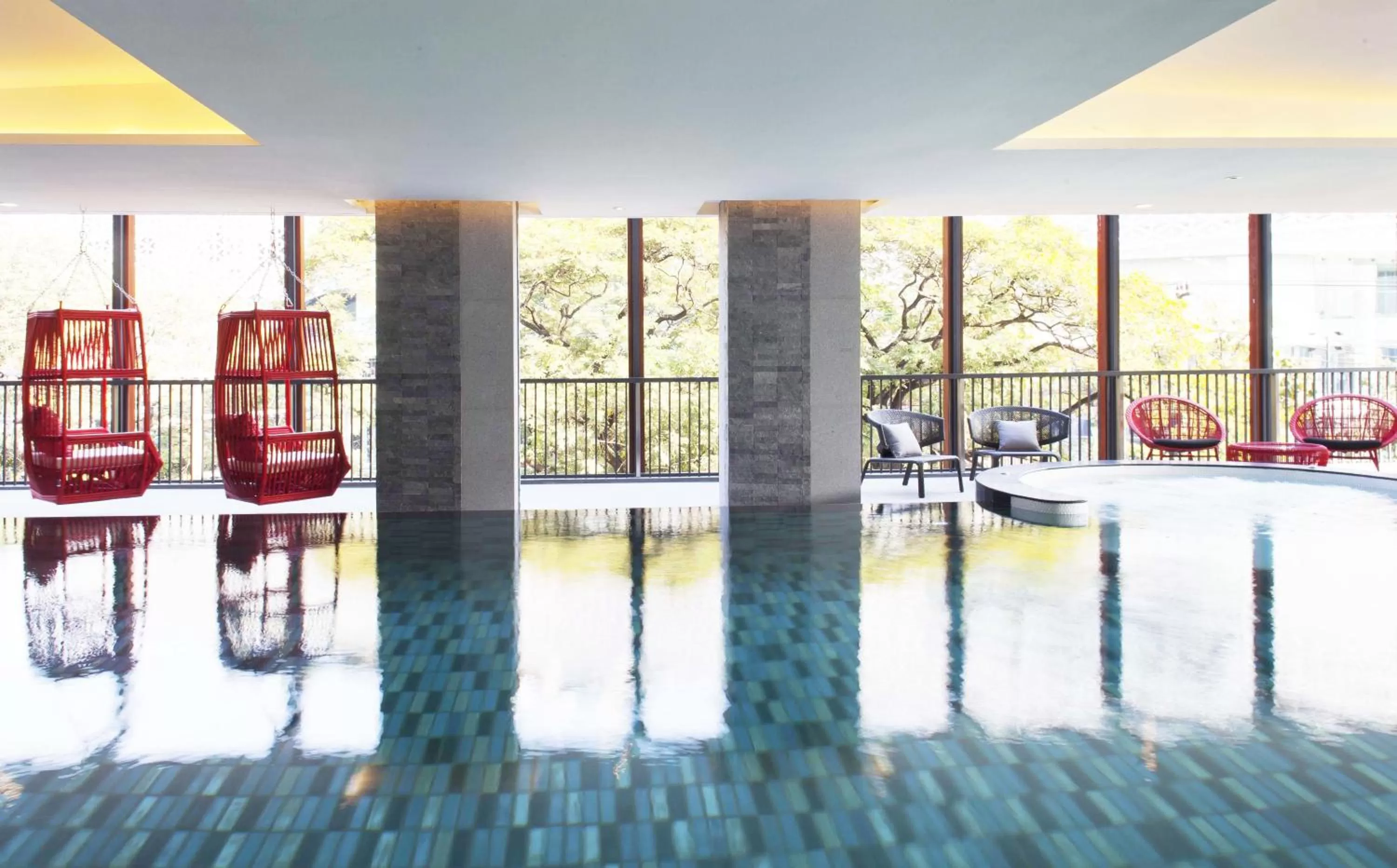 Swimming pool in Eastin Tan Hotel Chiang Mai